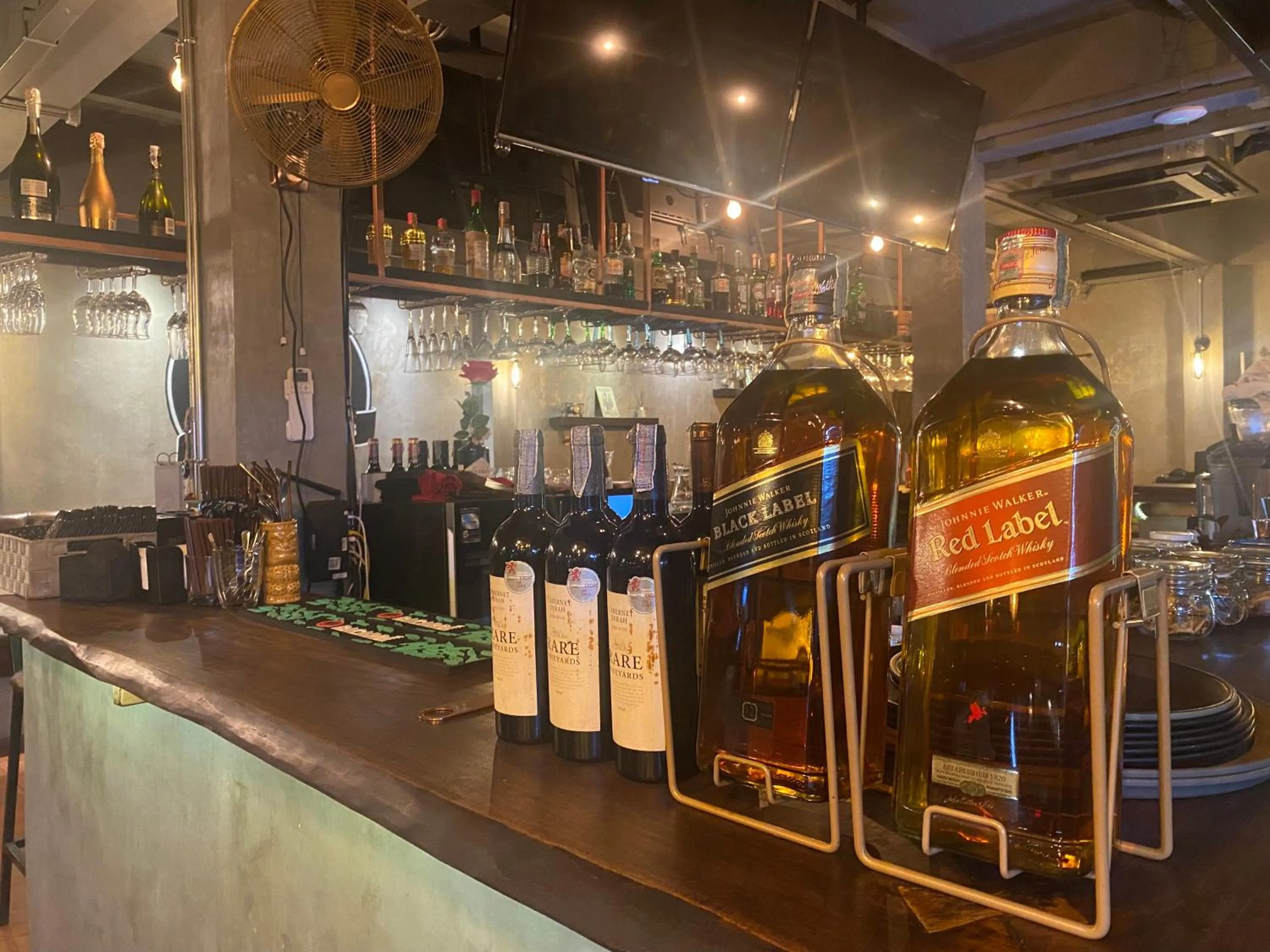 Lounge or bar in Big Boys' Bed & Burger - Patong Beach