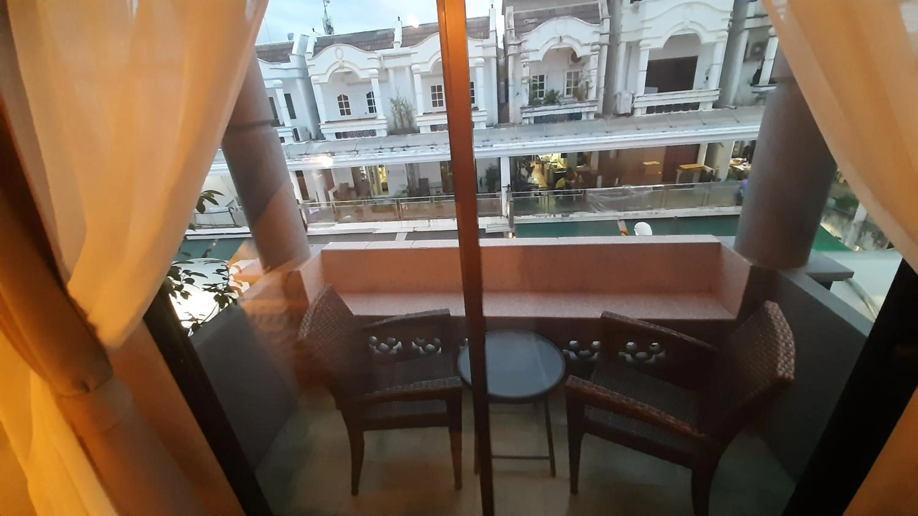 Balcony/Terrace in Big Boys' Bed & Burger - Patong Beach