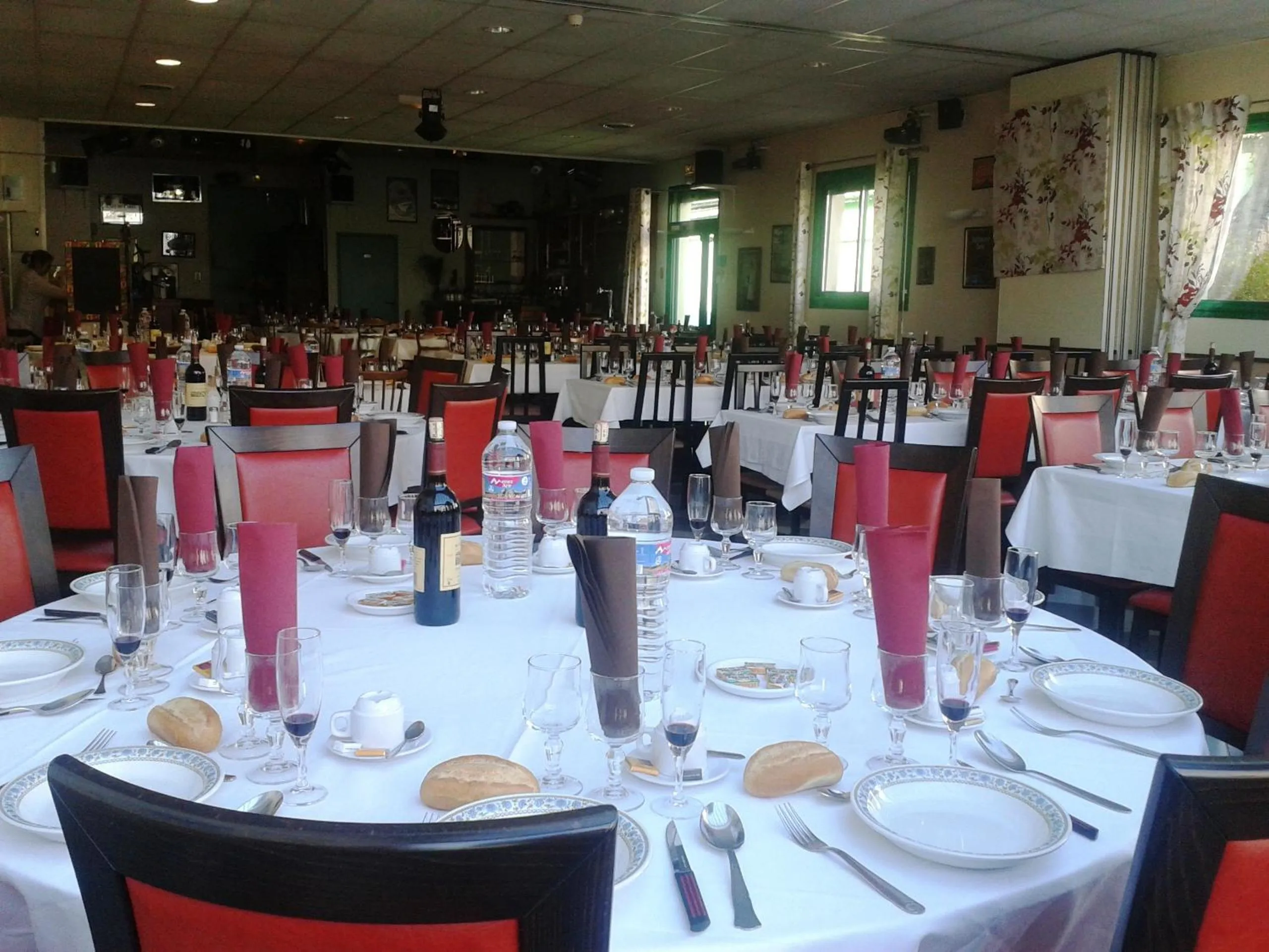 Restaurant/places to eat in Hôtel du Lac