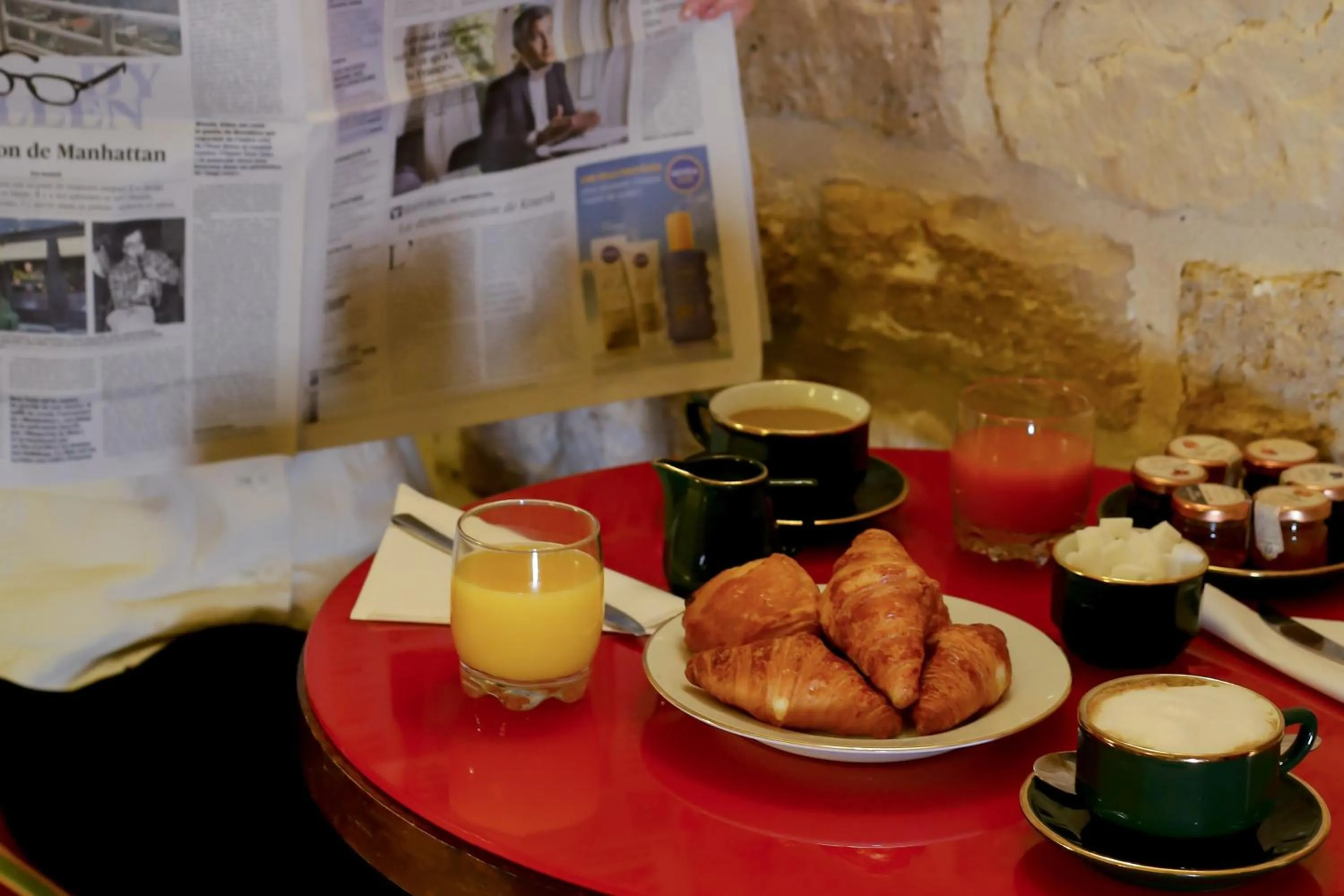Breakfast in Hôtel Saint-Paul Rive-Gauche