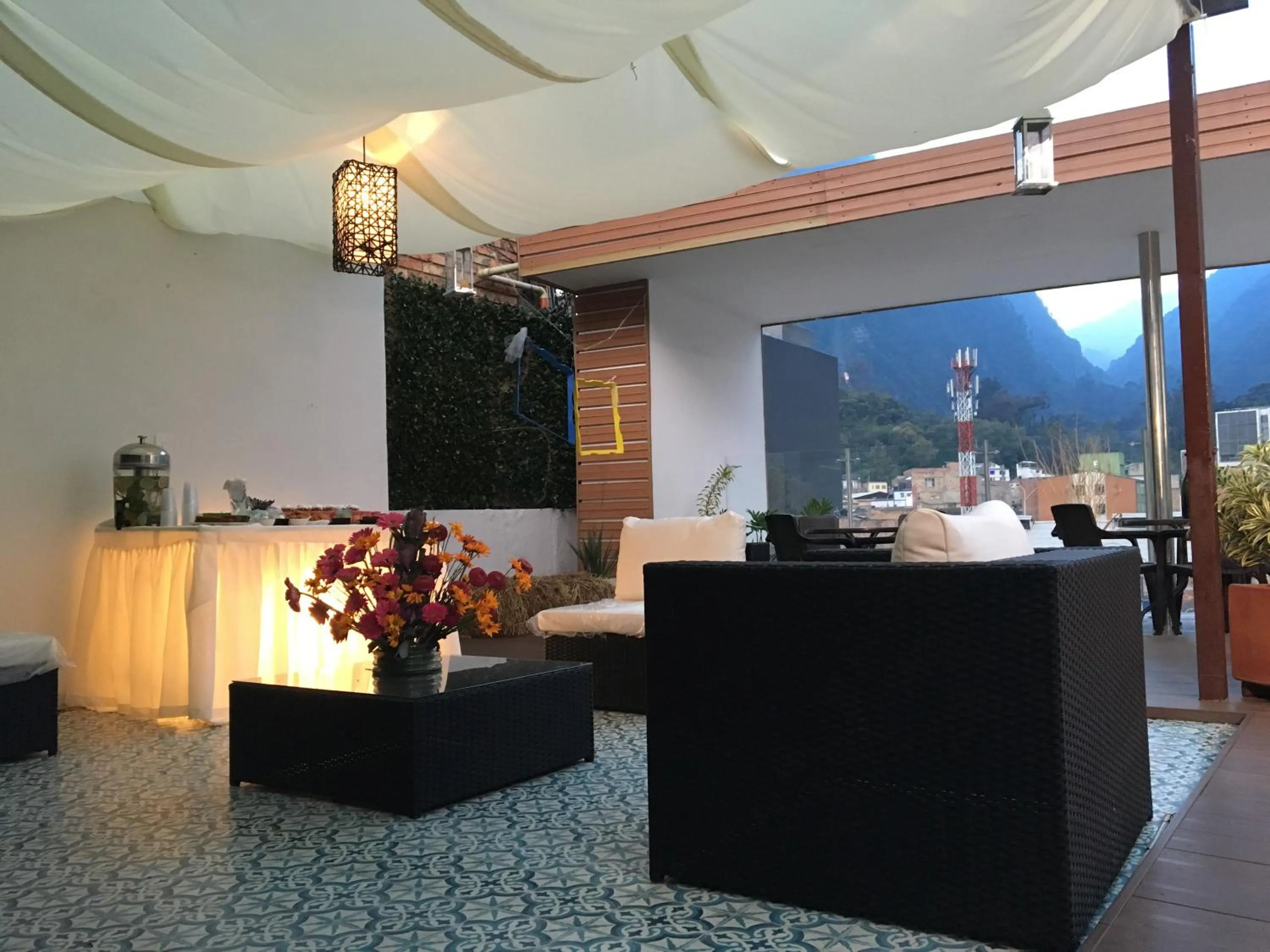 Mountain view in Hotel Inter Bogotá