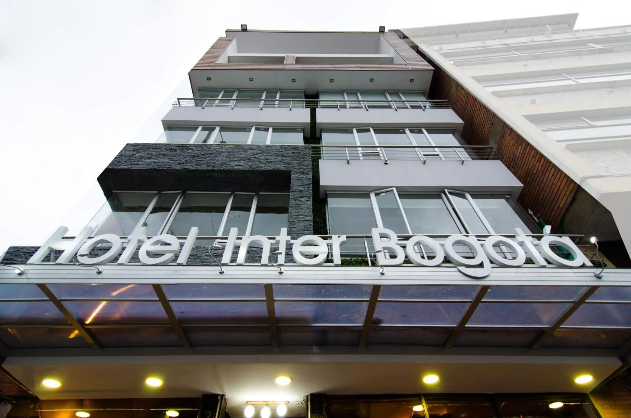 Property building in Hotel Inter Bogotá