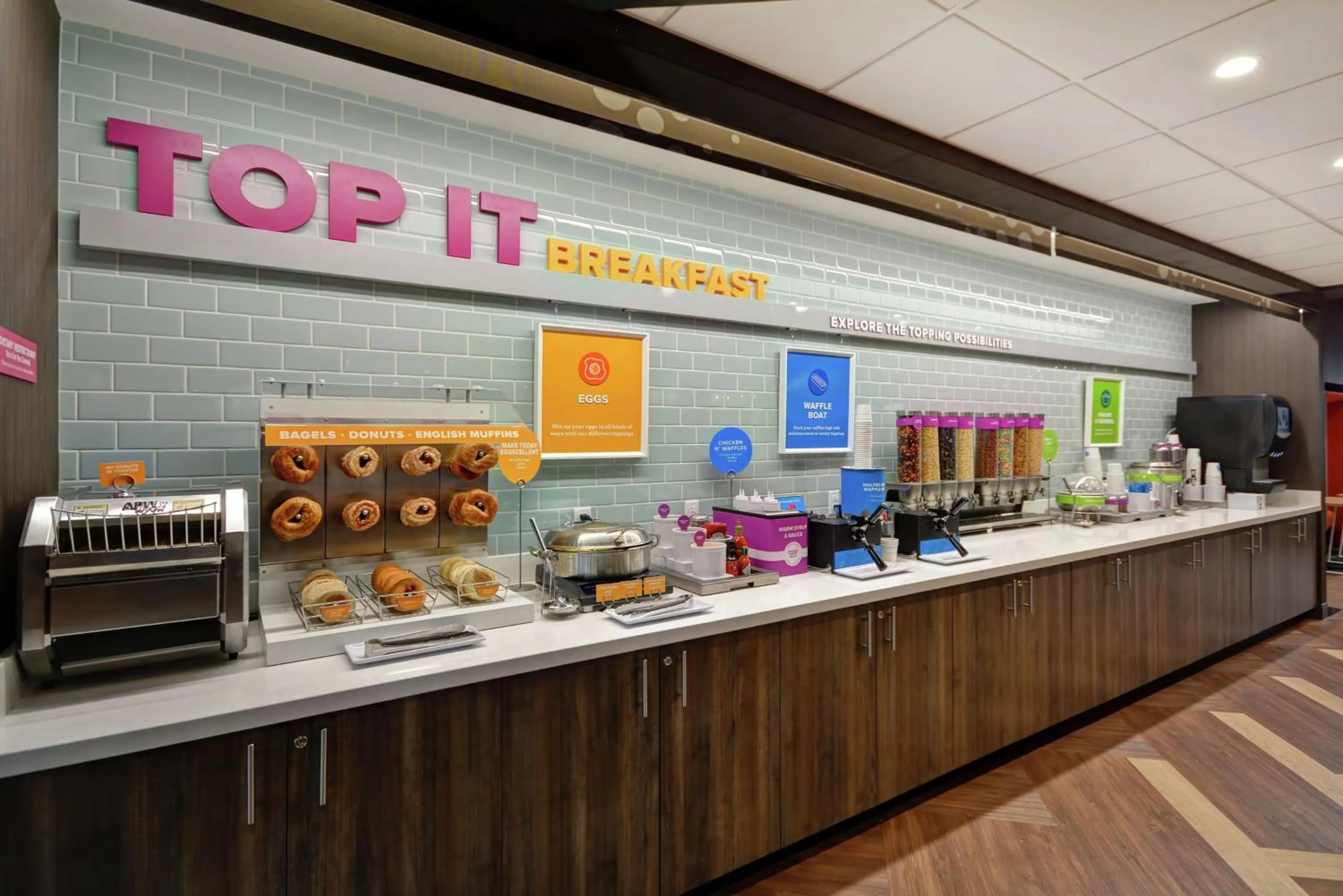 Breakfast in Tru By Hilton Denver, PA