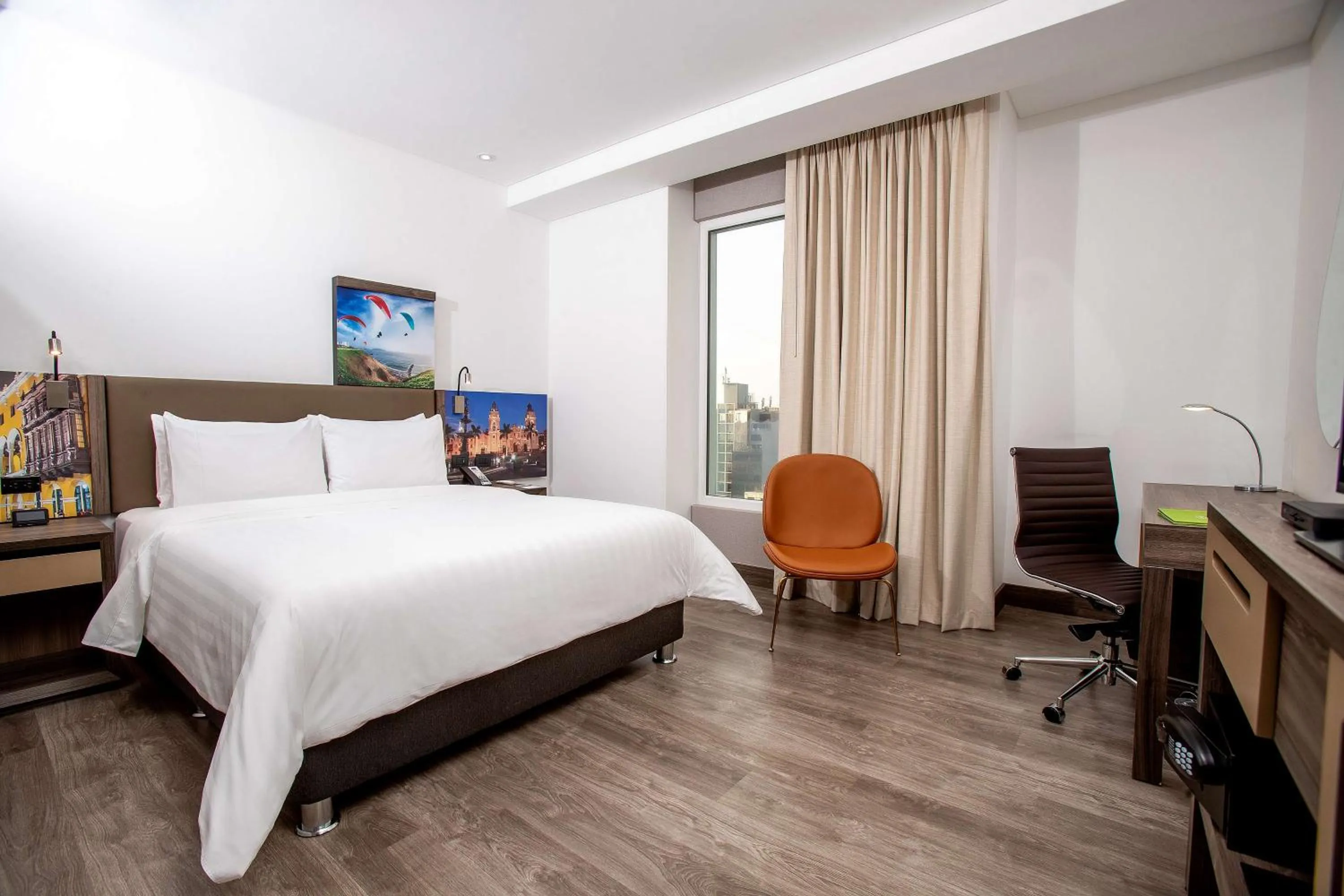 Bedroom, Bed in Hampton By Hilton Lima San Isidro