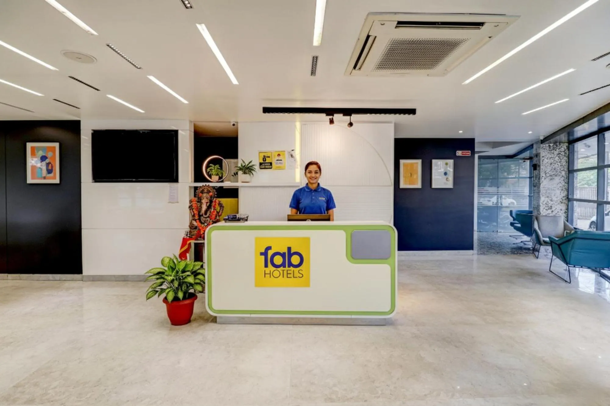 Lobby or reception in FabHotel Prime Oasis Blue