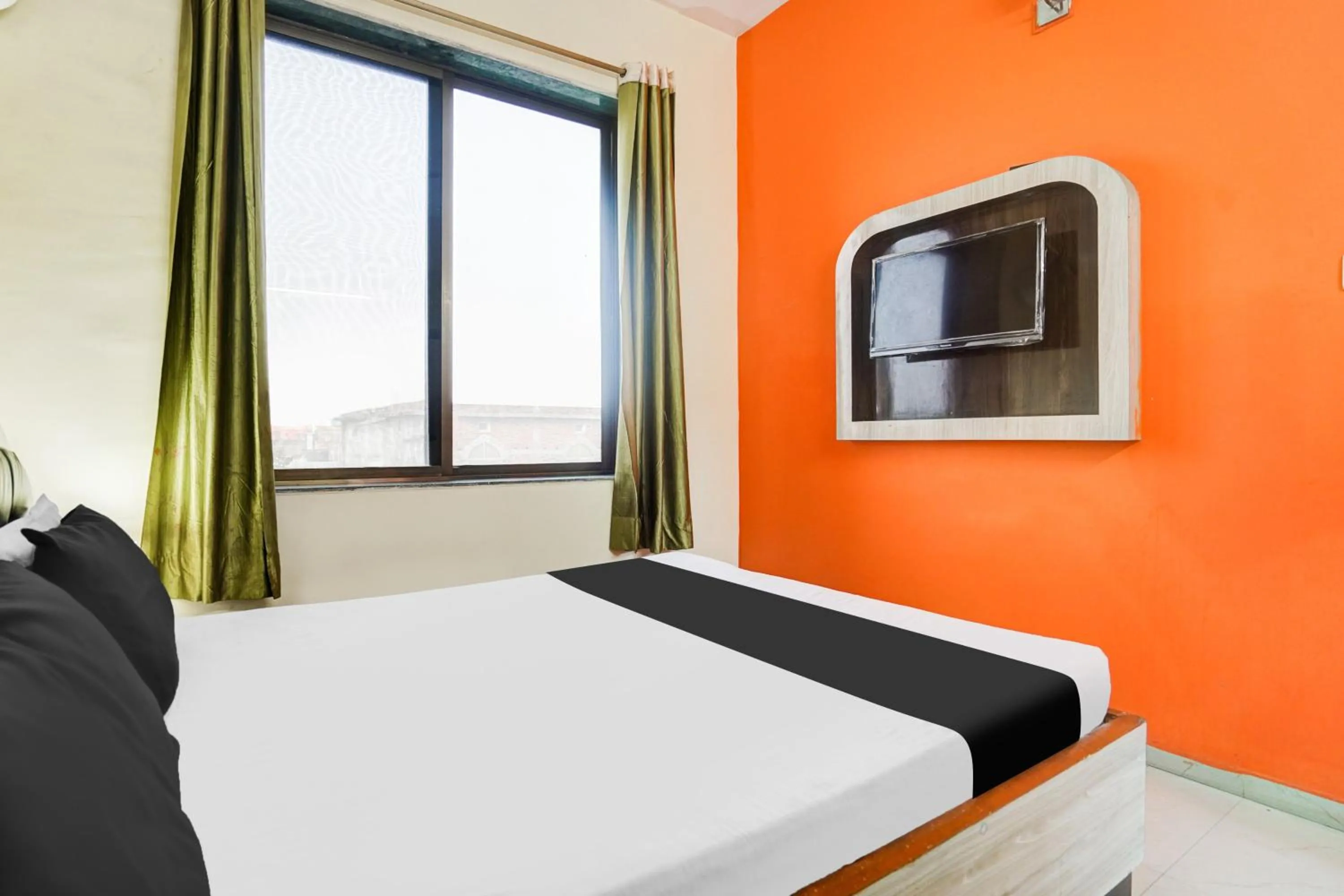 Bedroom, Bed in Super Hotel O Darbhanga Near Khanka Chowk