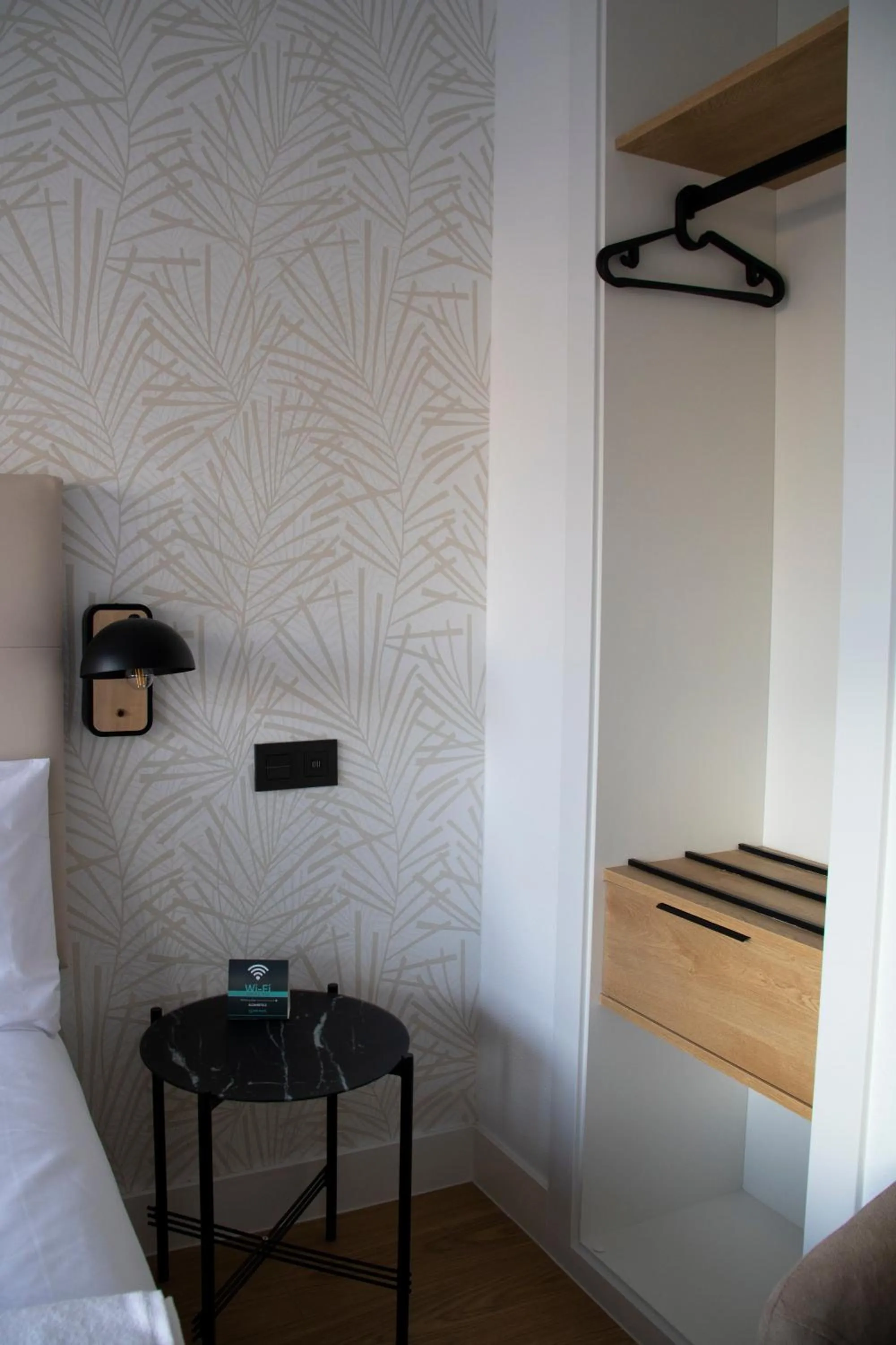 Decorative detail, Bed in Hotel Alda Orzán