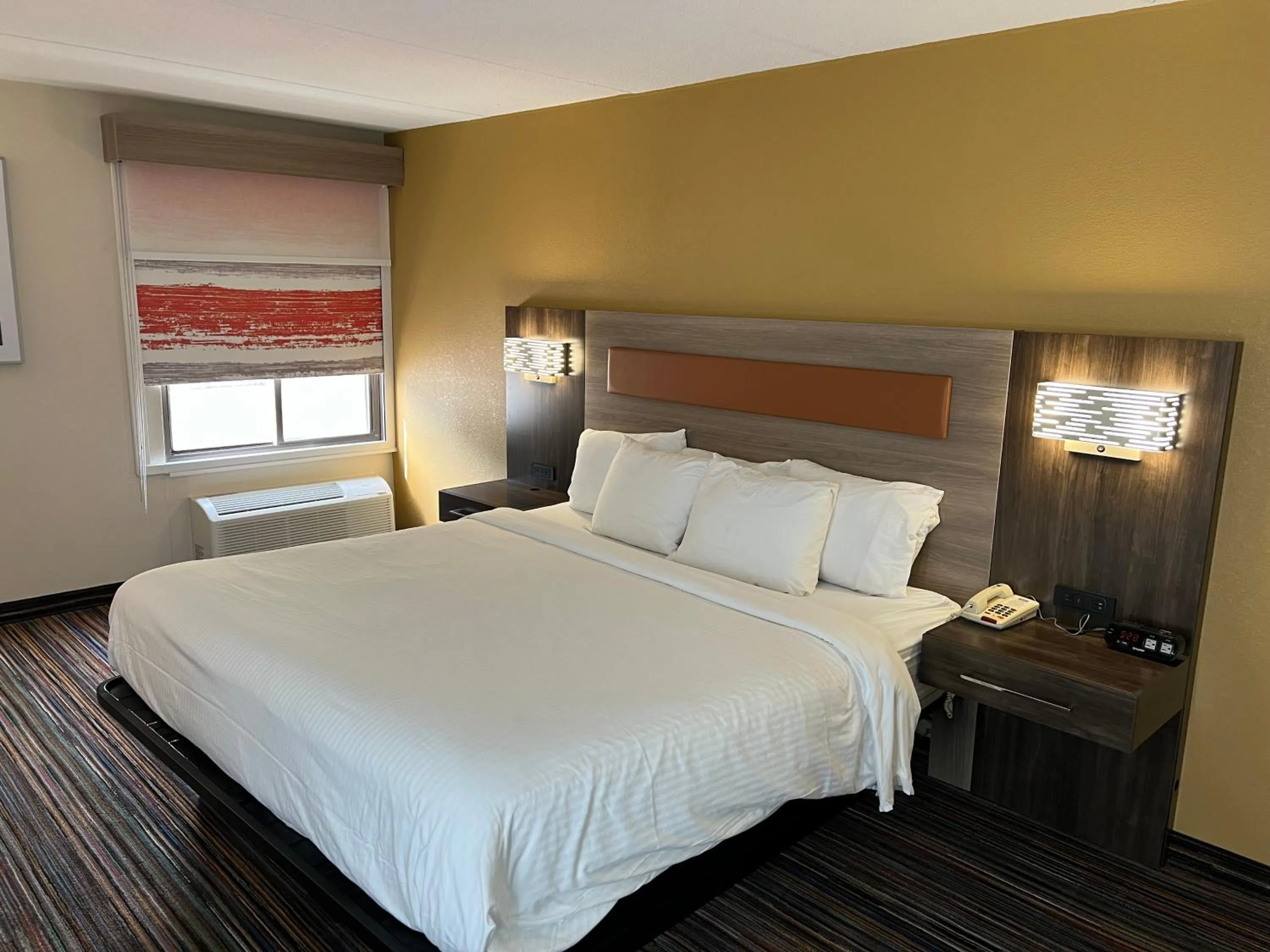 Bed in Rodeway Inn Little Falls