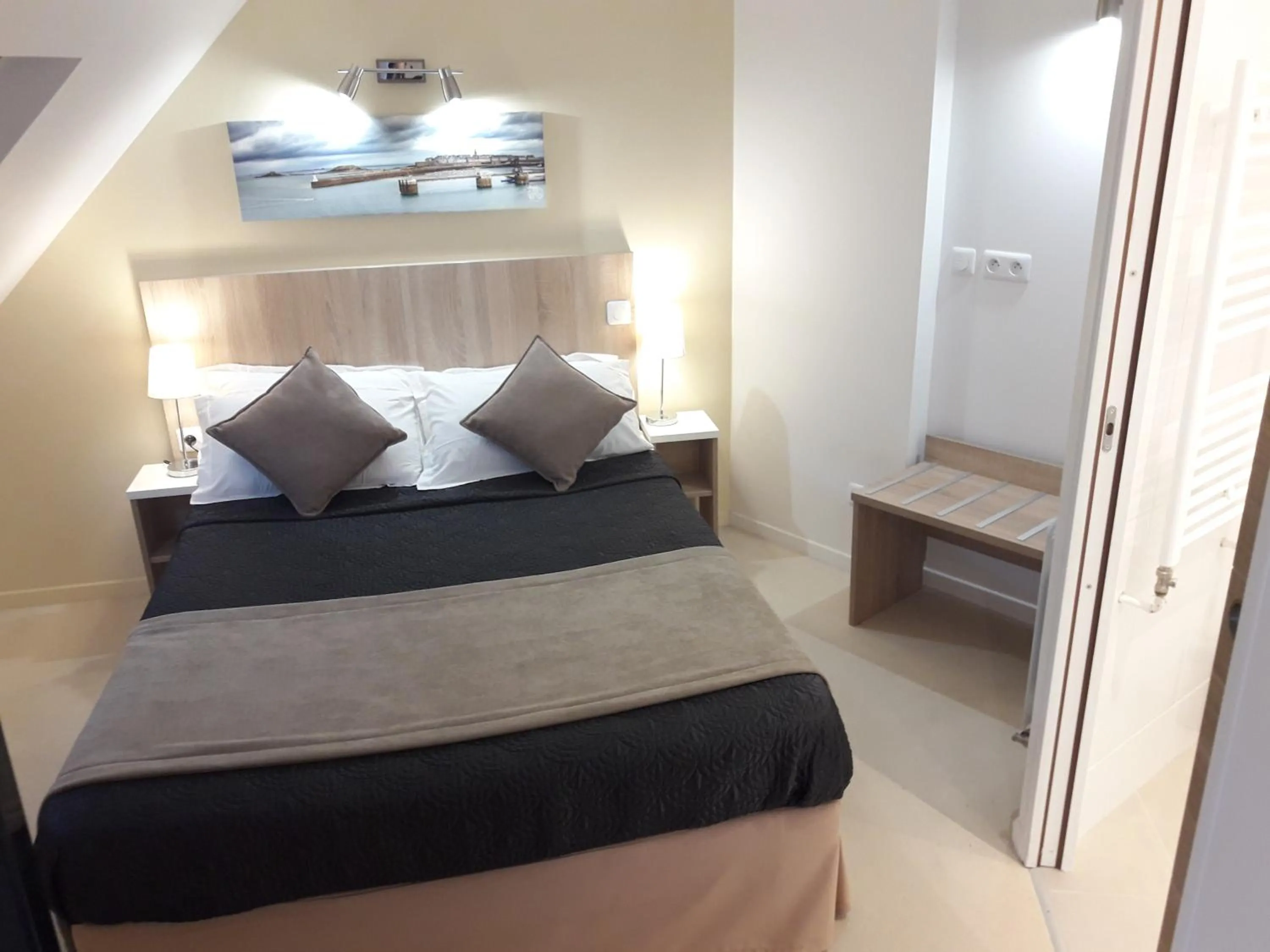 Bed in Hôtel Mazagran