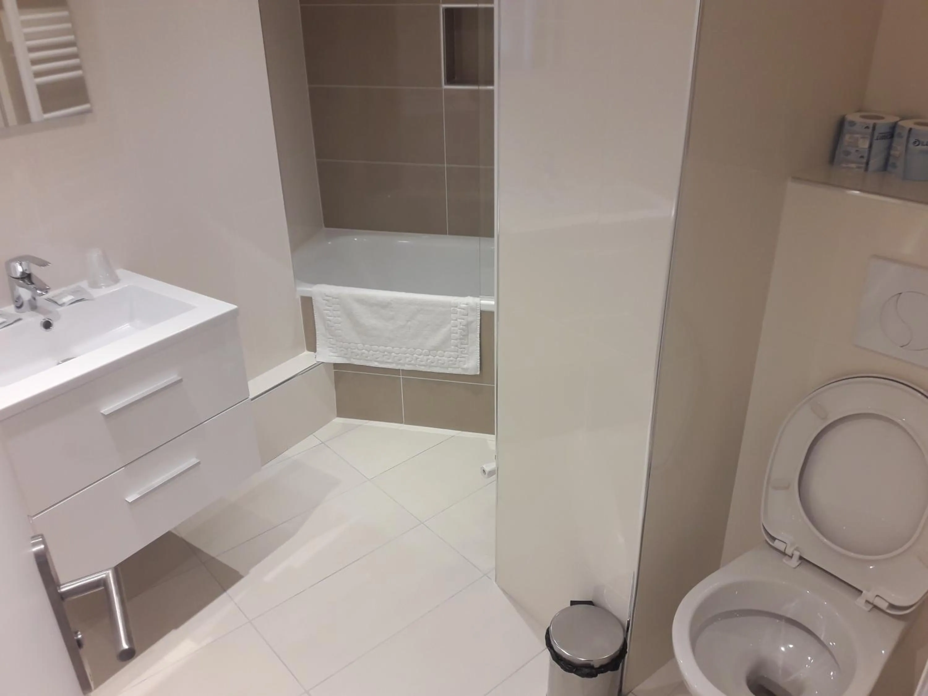 Bathroom in Hôtel Mazagran