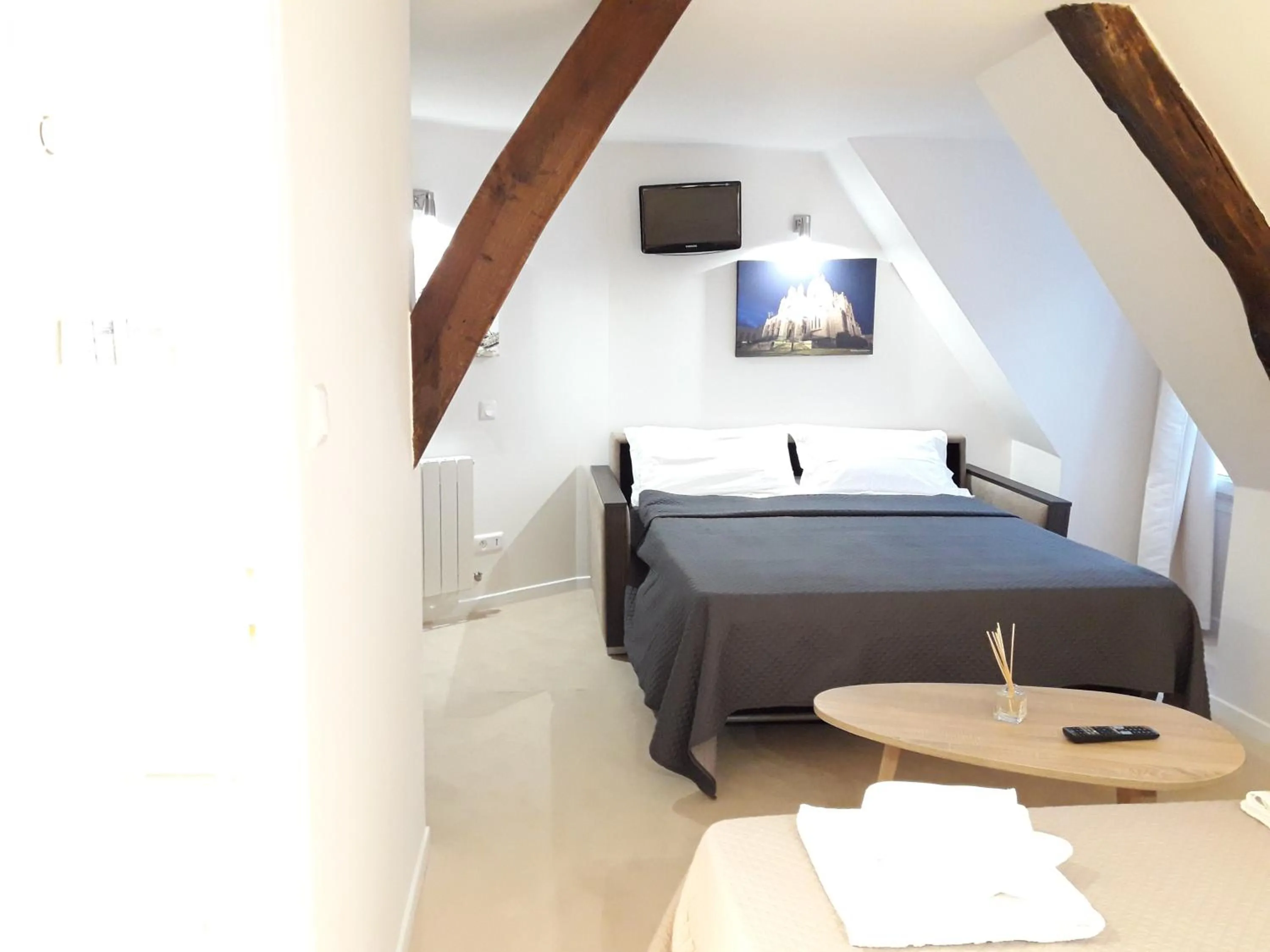 Bedroom, Bed in Hôtel Mazagran