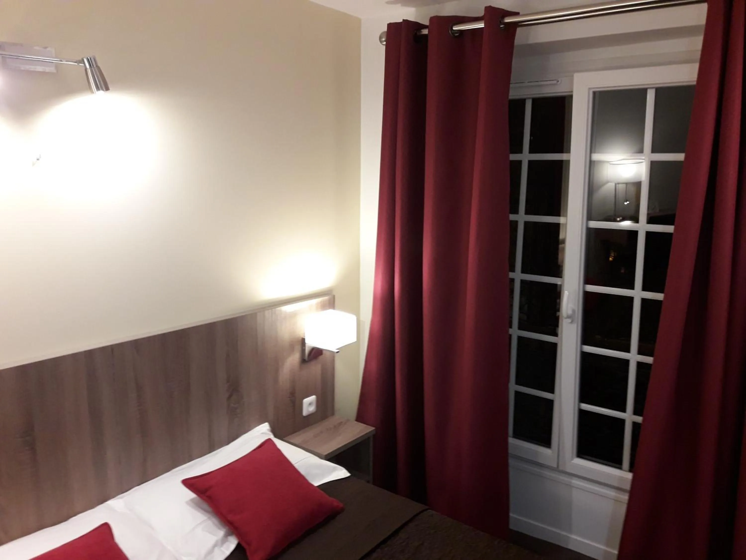 Bed in Hôtel Mazagran