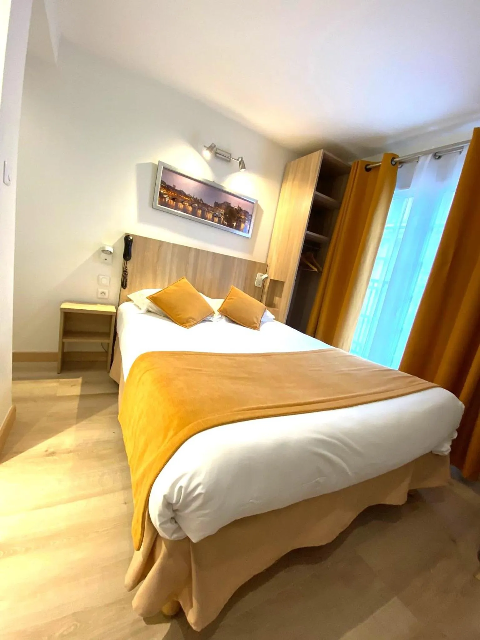 Bed in Hôtel Mazagran