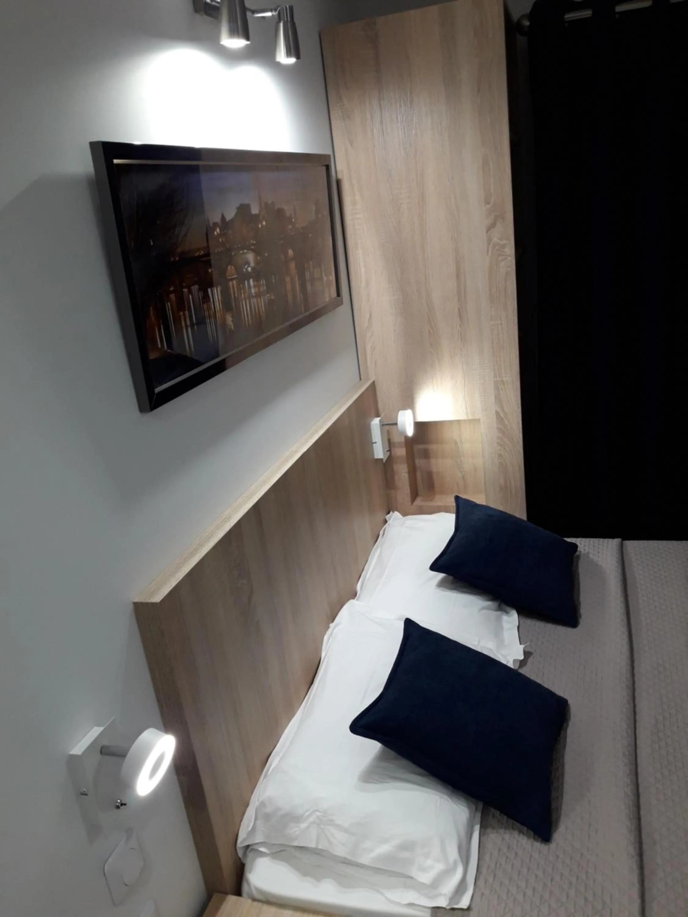 Bed in Hôtel Mazagran