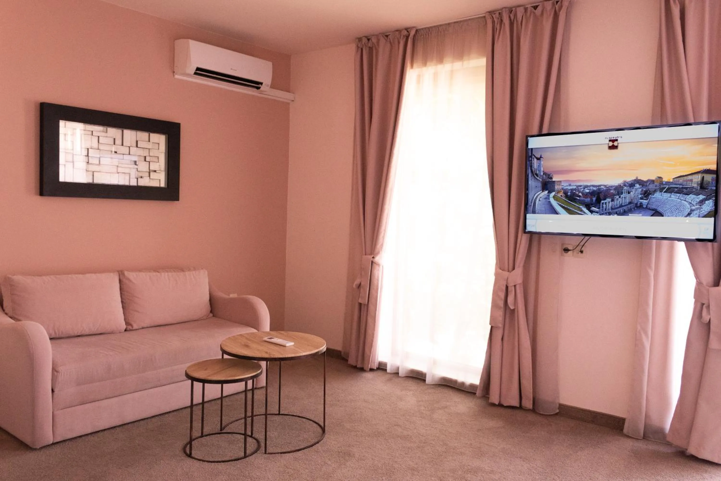 TV and multimedia in Clepsydra Residence