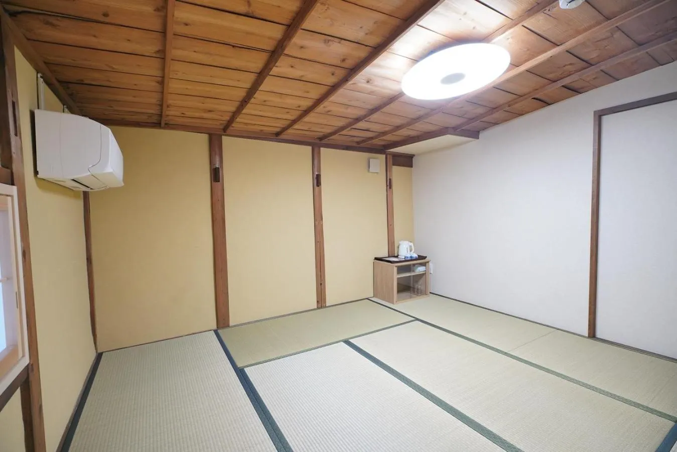 Photo of the whole room in Uji Tea Inn