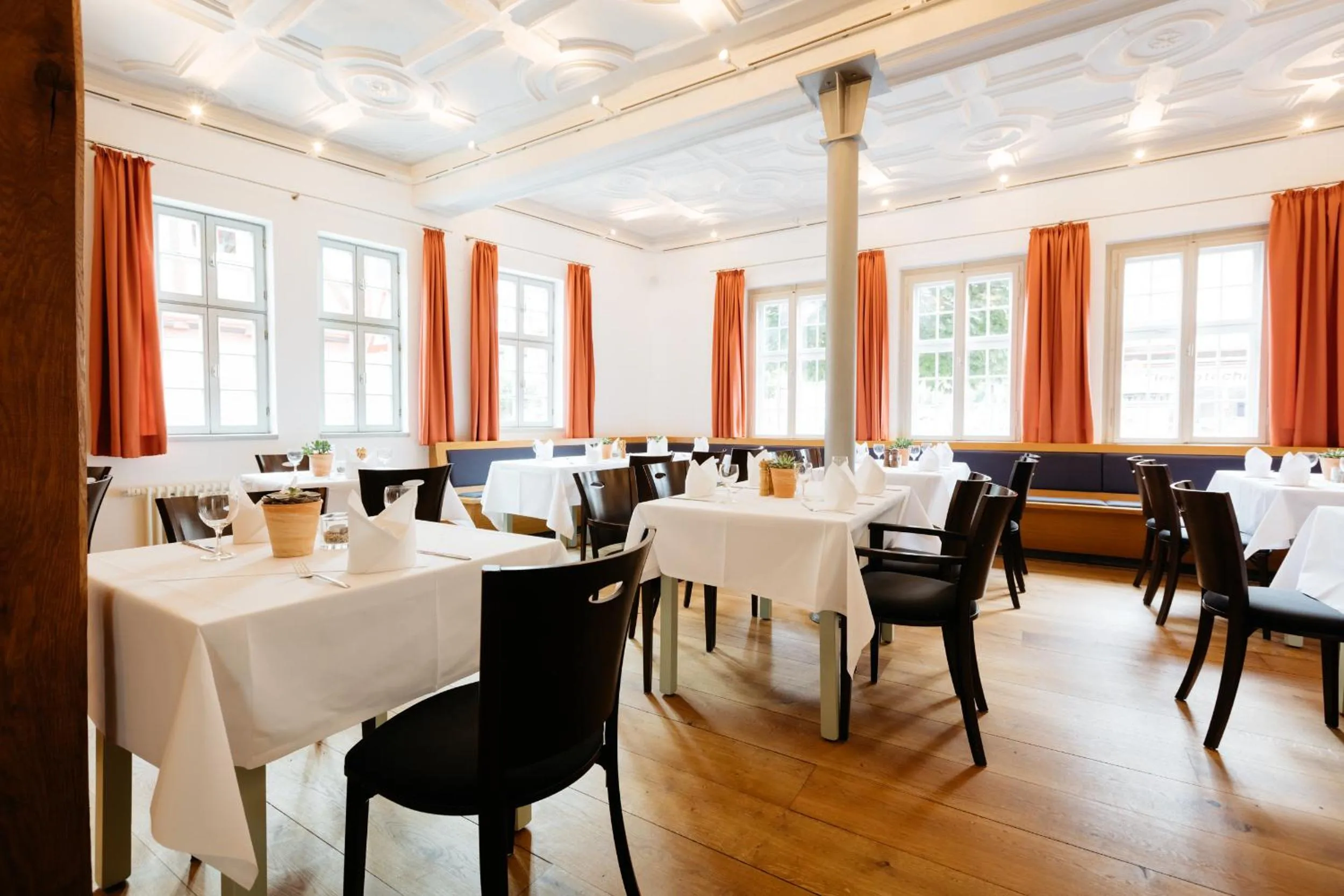 Dining area in Hotel Zum Schwan Wanfried