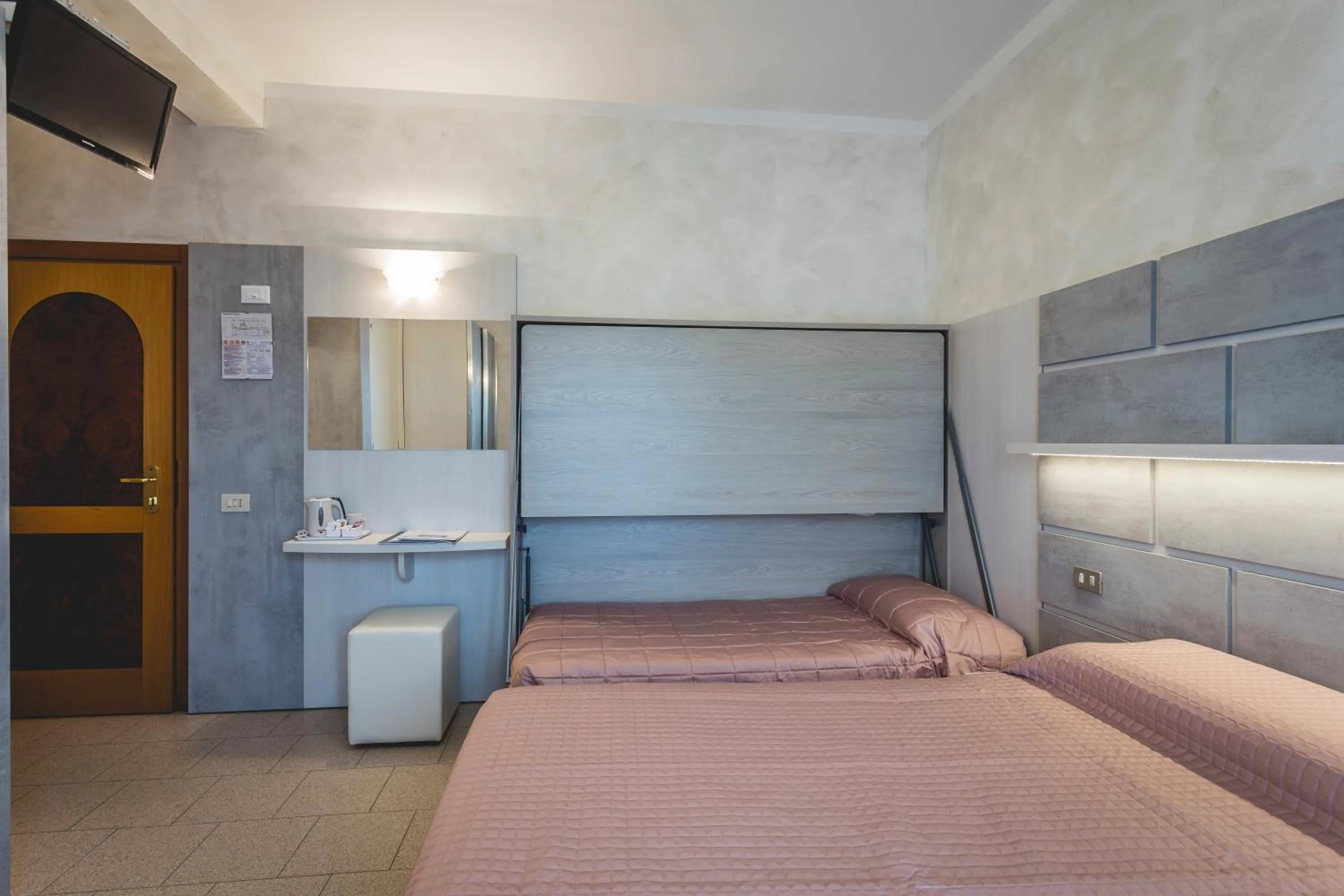 Photo of the whole room, Bed in Hotel Deborah