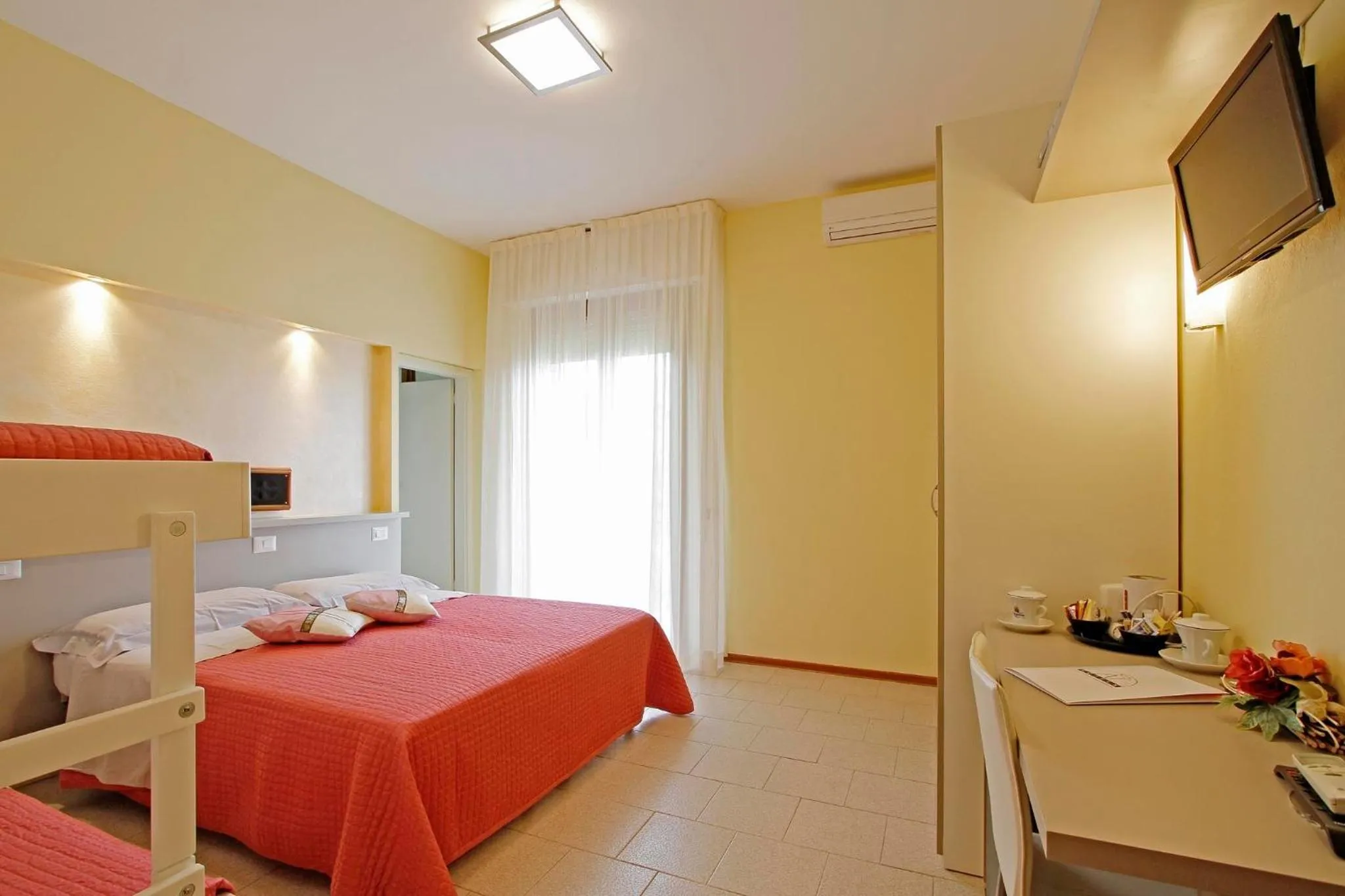 Bedroom, Bed in Hotel Deborah