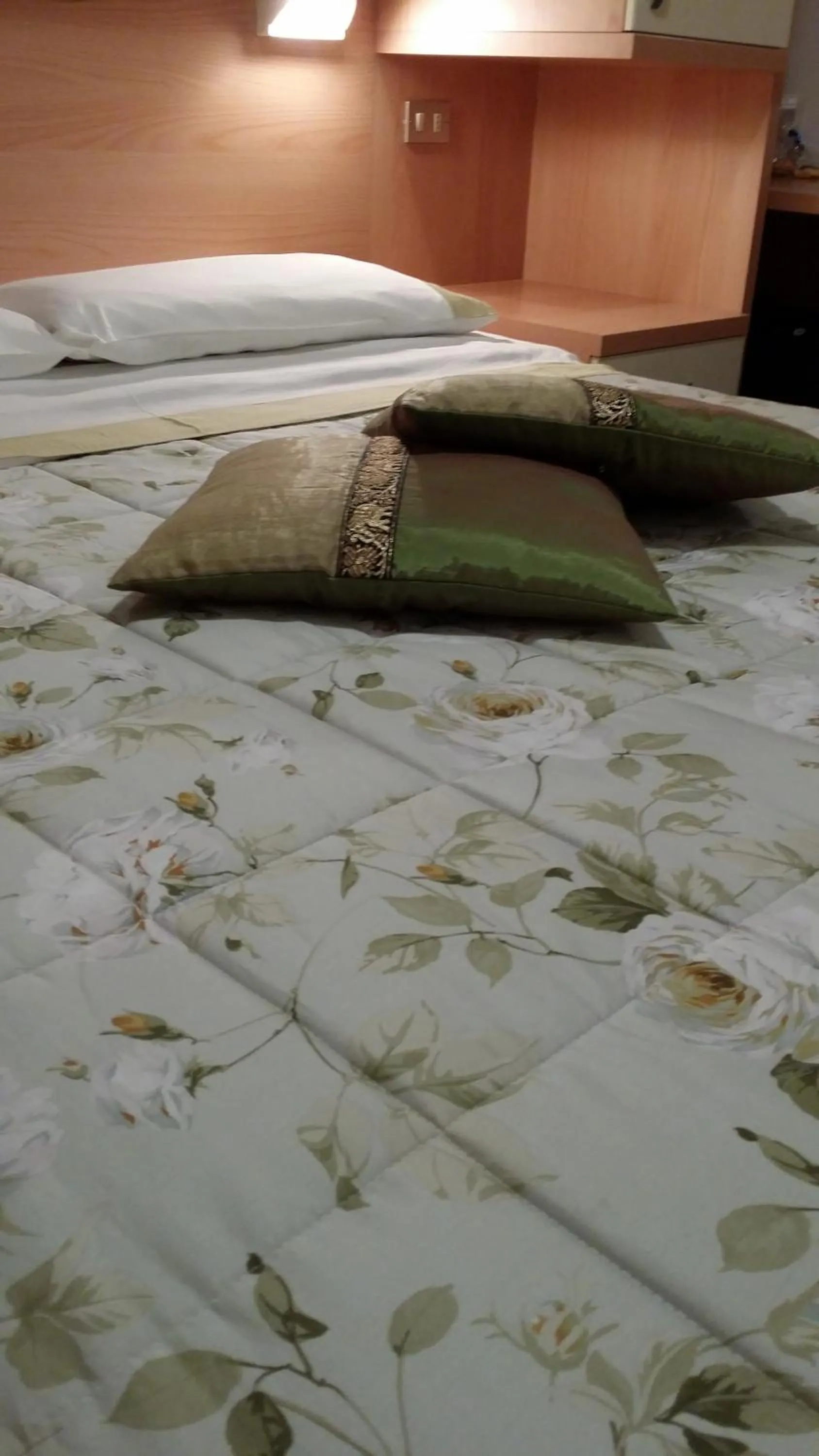 Decorative detail, Bed in Hotel Deborah