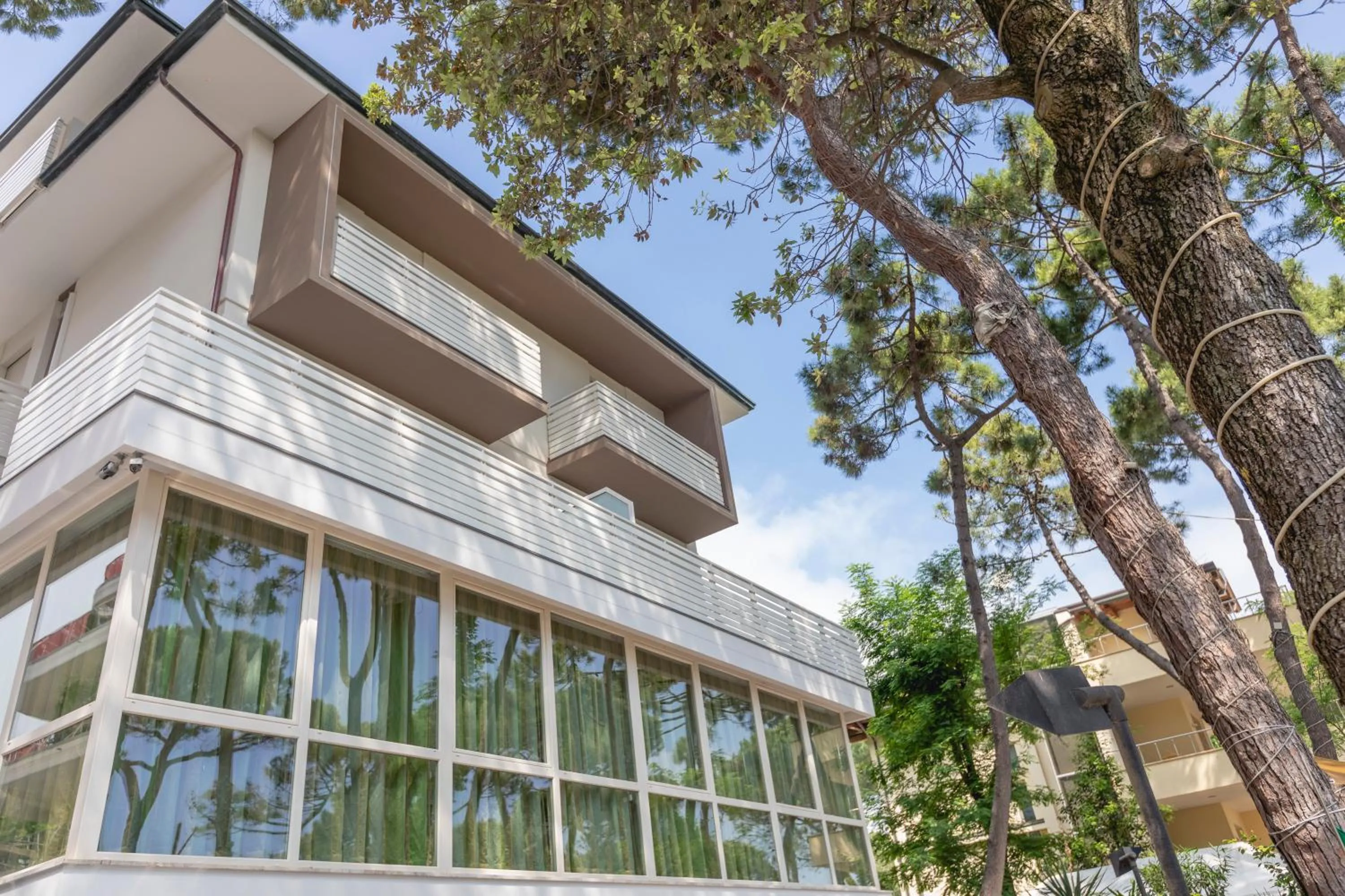 Property building in Hotel Deborah