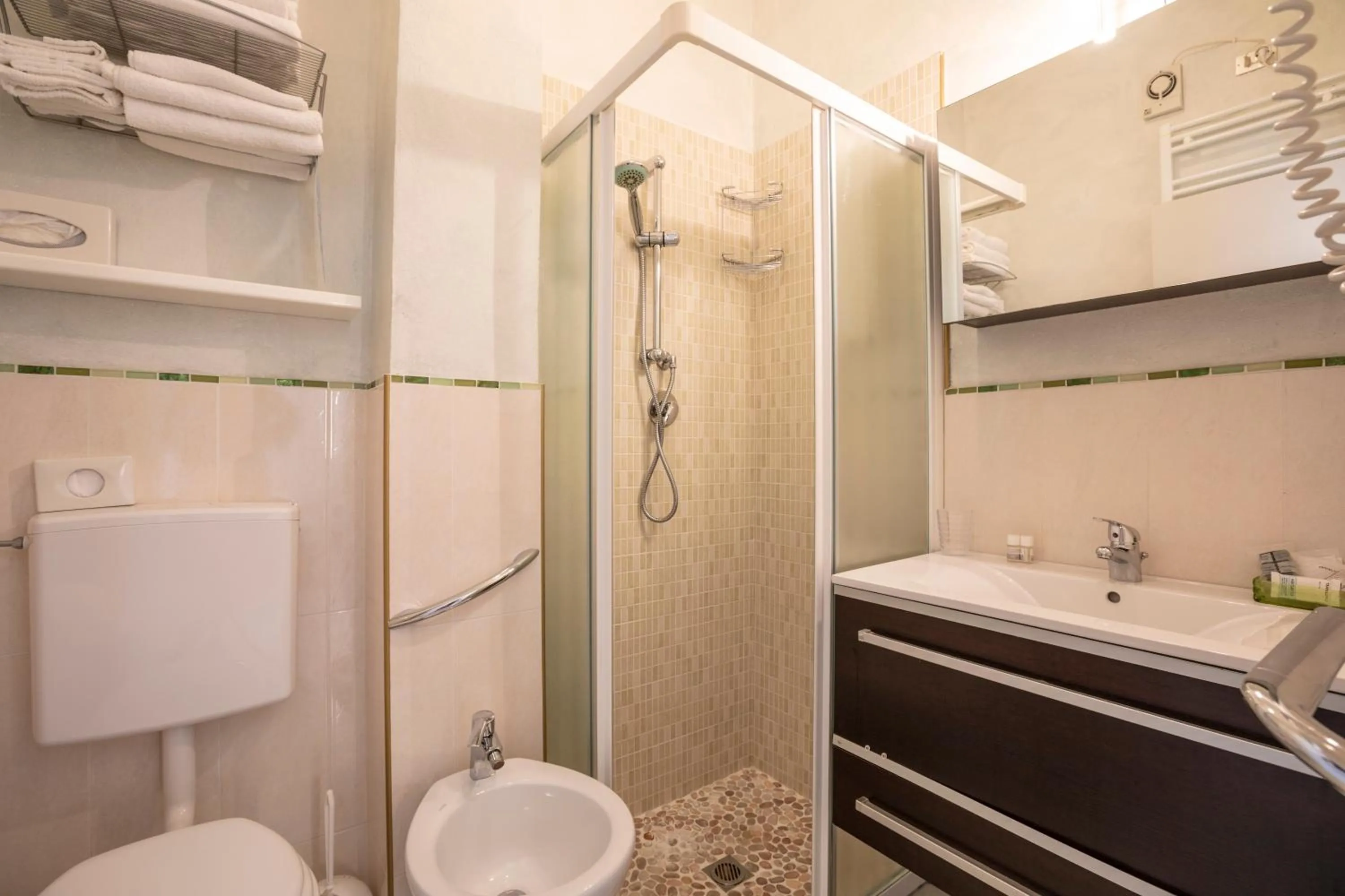 Bathroom in Hotel Deborah