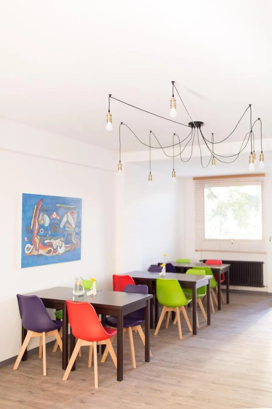 Lounge or bar in Esperanto