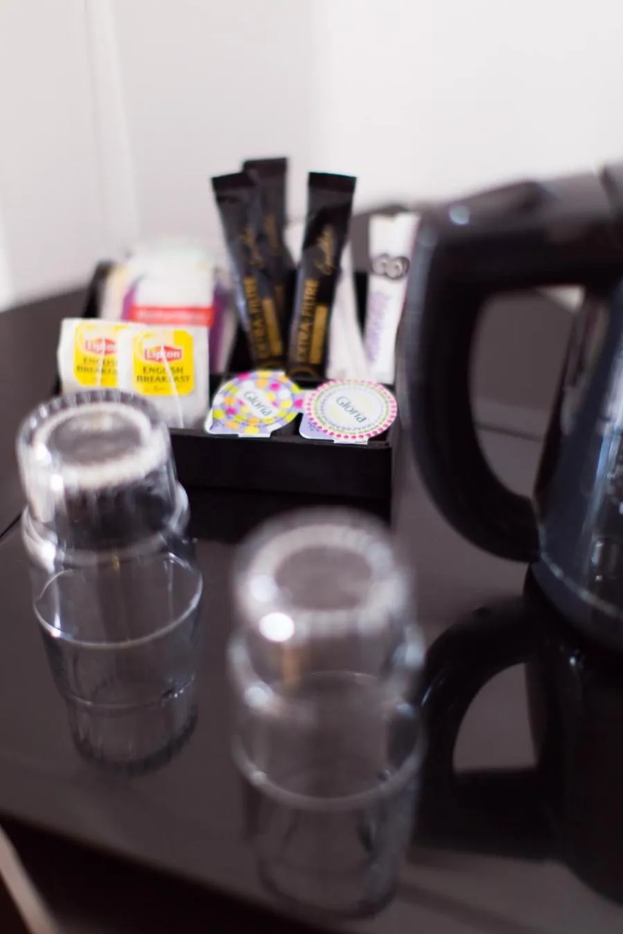 Coffee/tea facilities in Esperanto