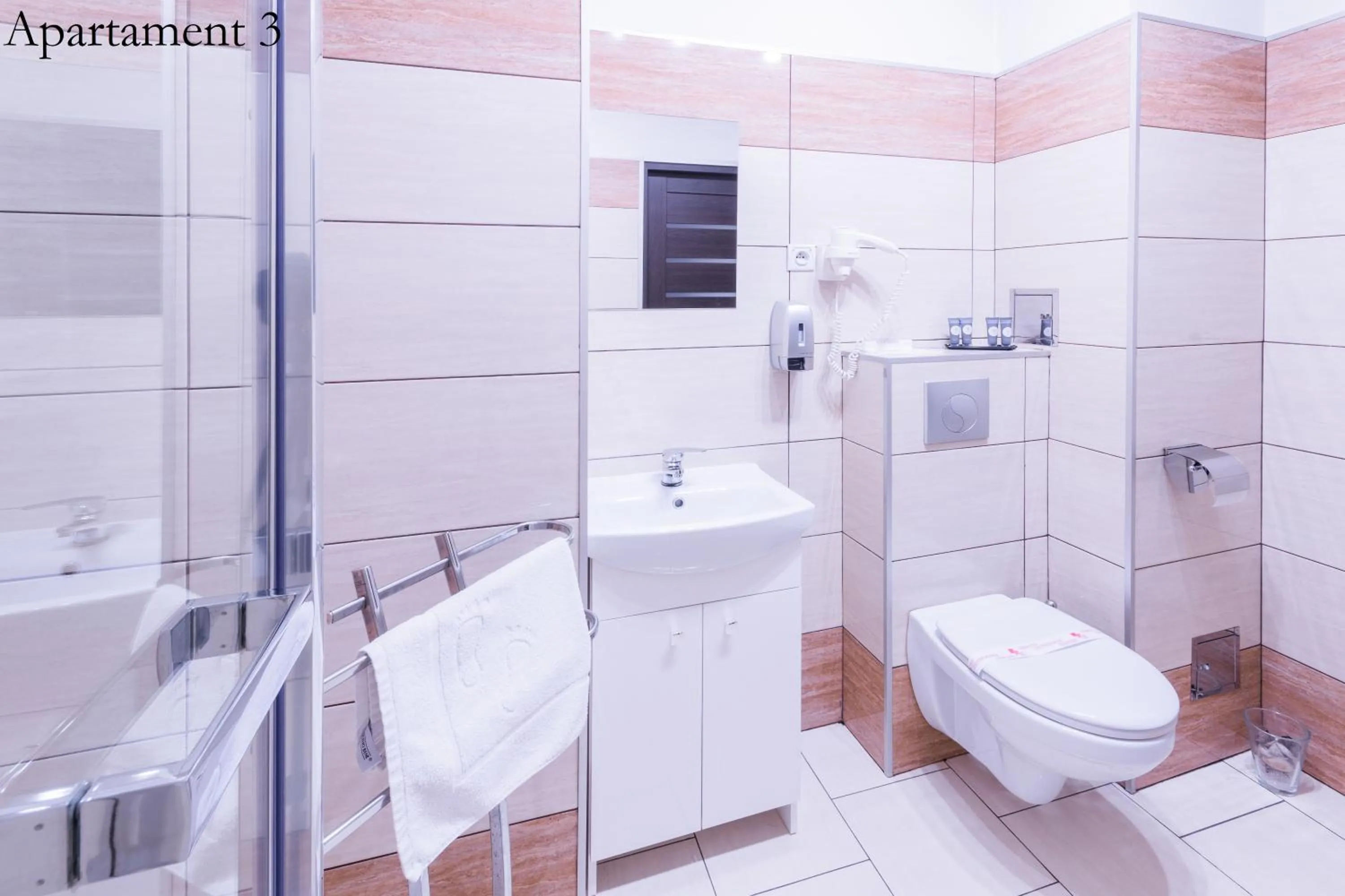 Shower in Apartamenty Katowice by Lantier - Bytom - Chorzów