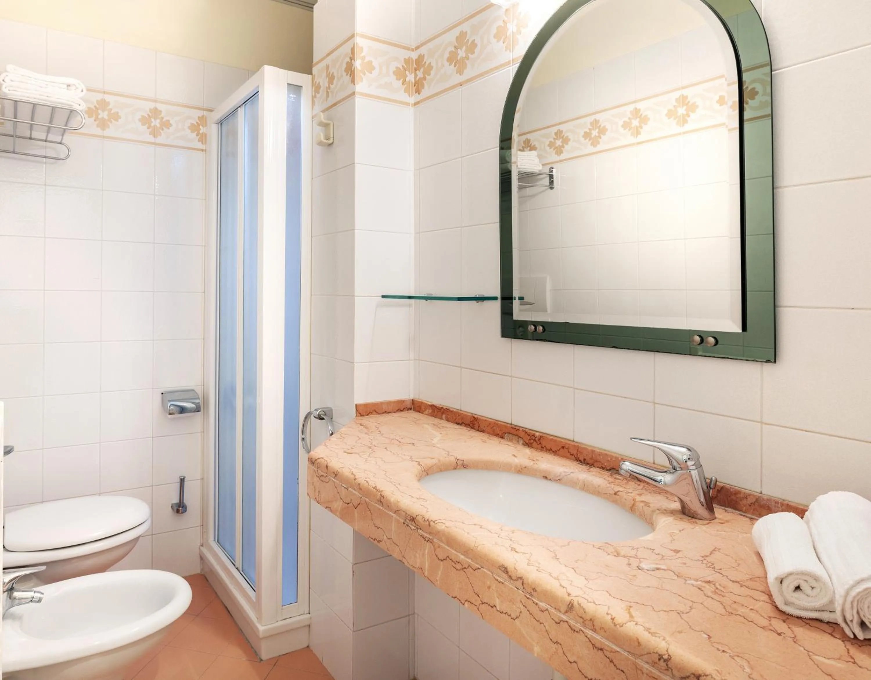 Shower in Hotel Fenice Gluten Free