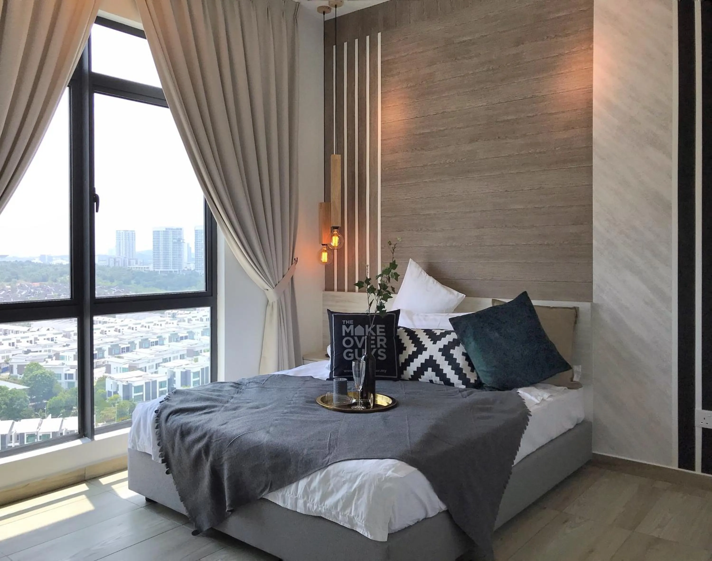 Bed in Kenwingston Square Garden By IdealHub