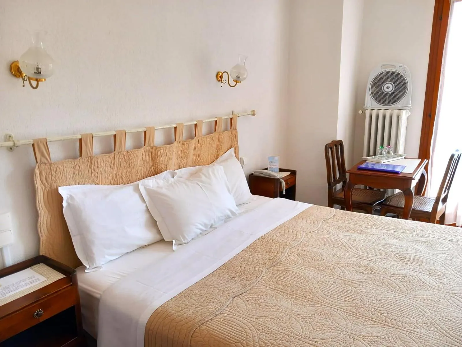 Bed in Hôtel Cap Soleil