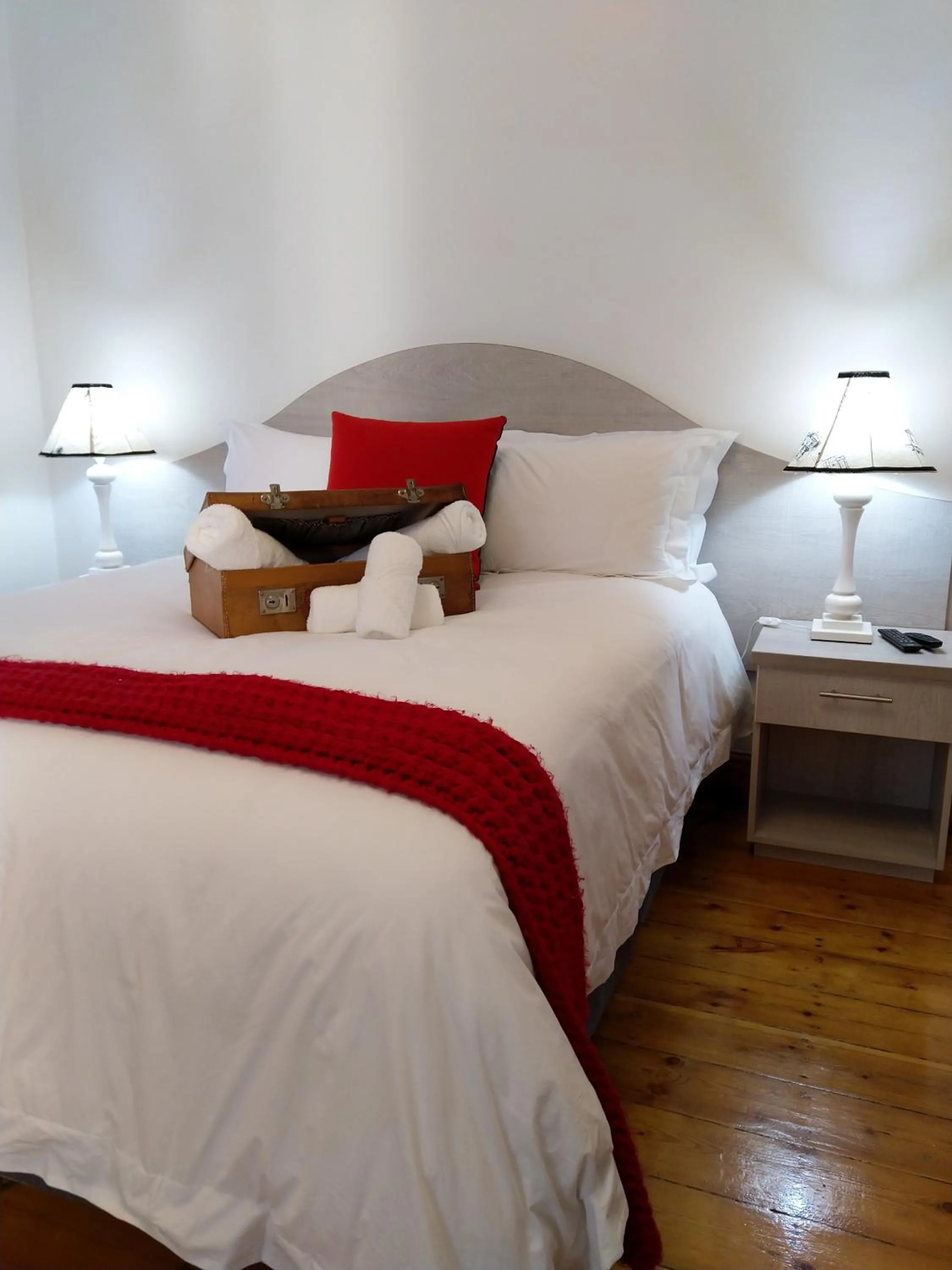 Bed in Savoy Hotel Beaufort-West