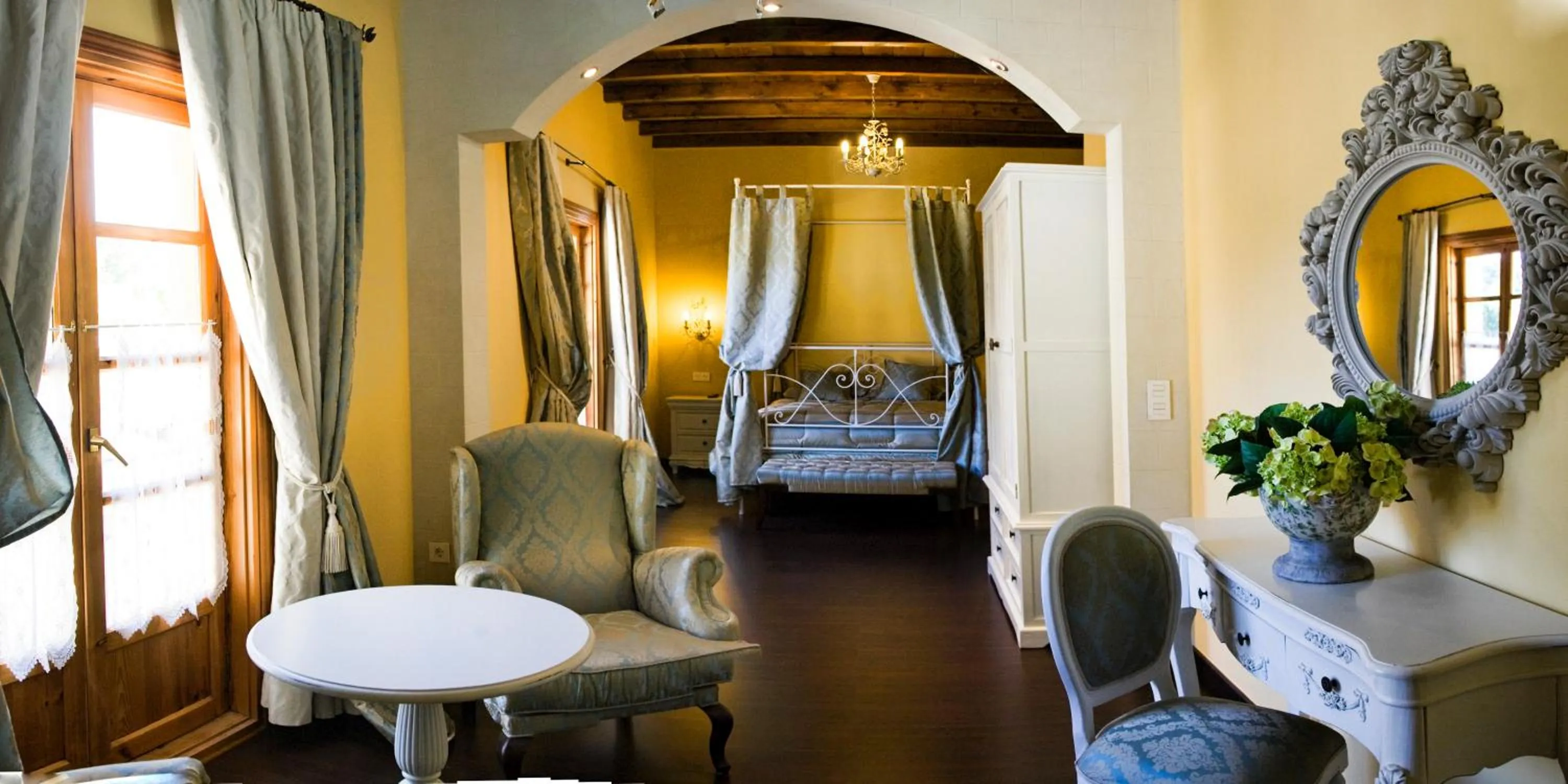 Day, Bed in Hotel San Antón Abad