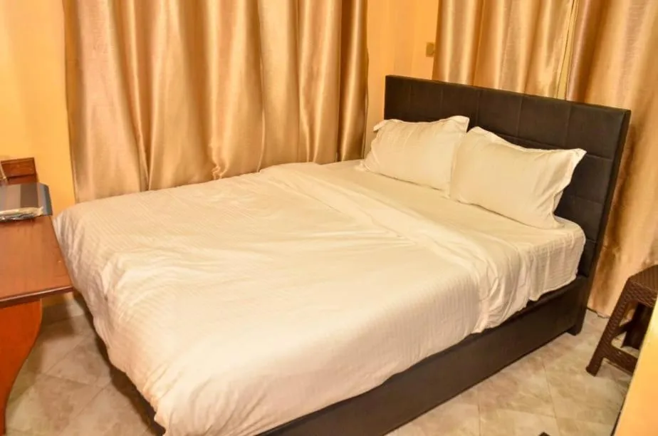 Bed in Kentania Hotel & Spa, Nakuru - Kenya