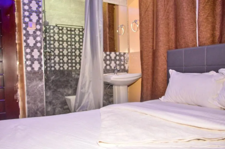 Bed in Kentania Hotel & Spa, Nakuru - Kenya