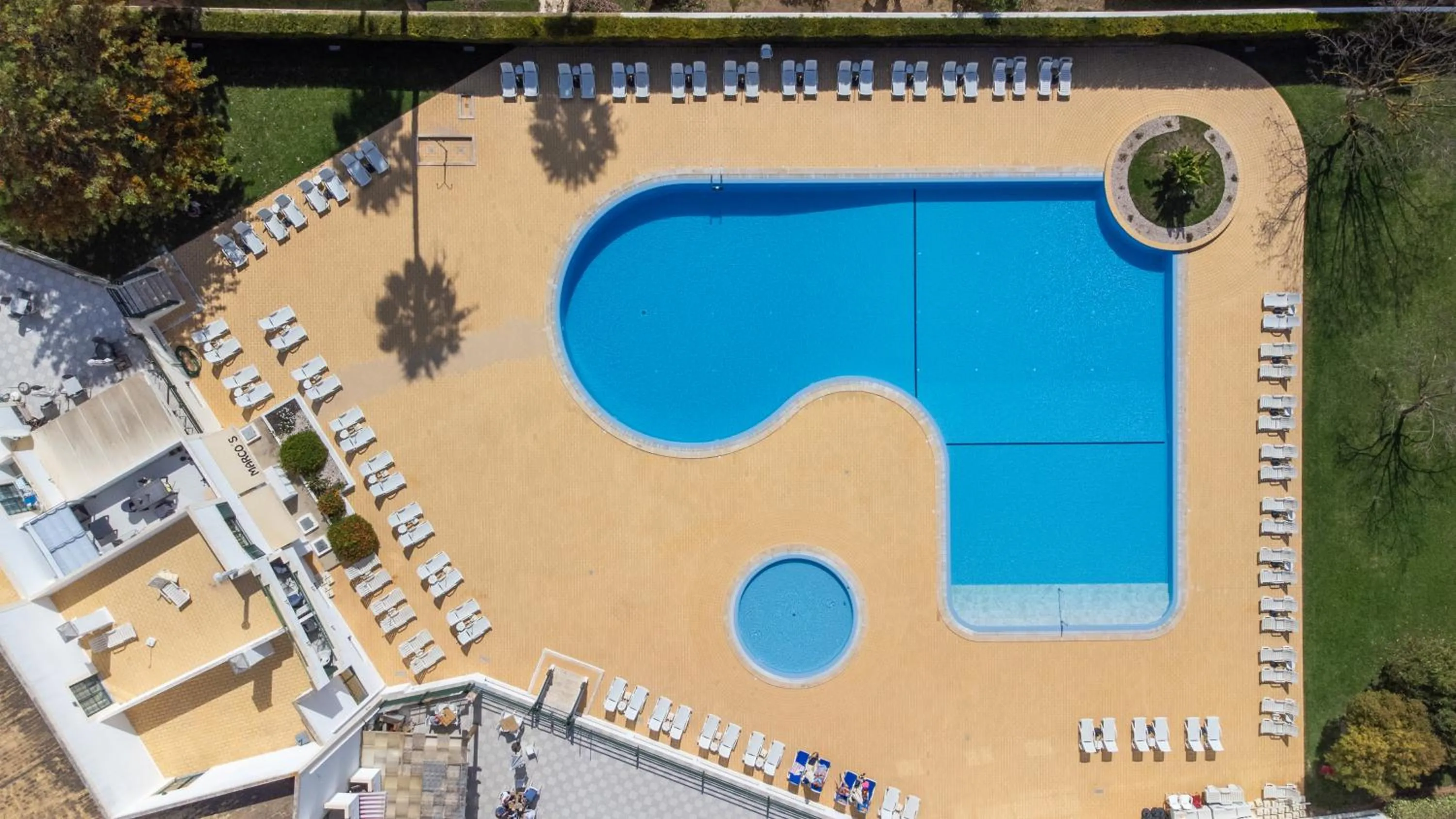 Swimming pool in Dunas do Alvor - Torralvor