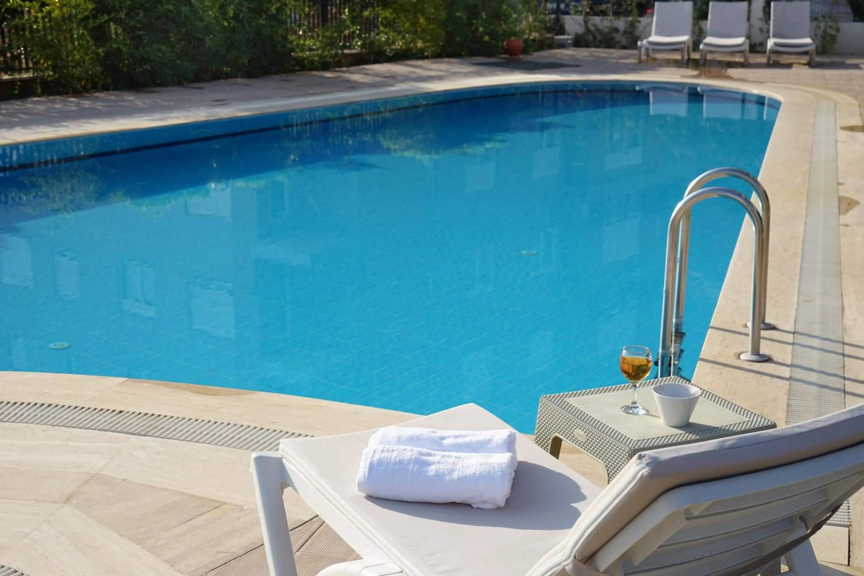 Swimming pool in MENE SUITES