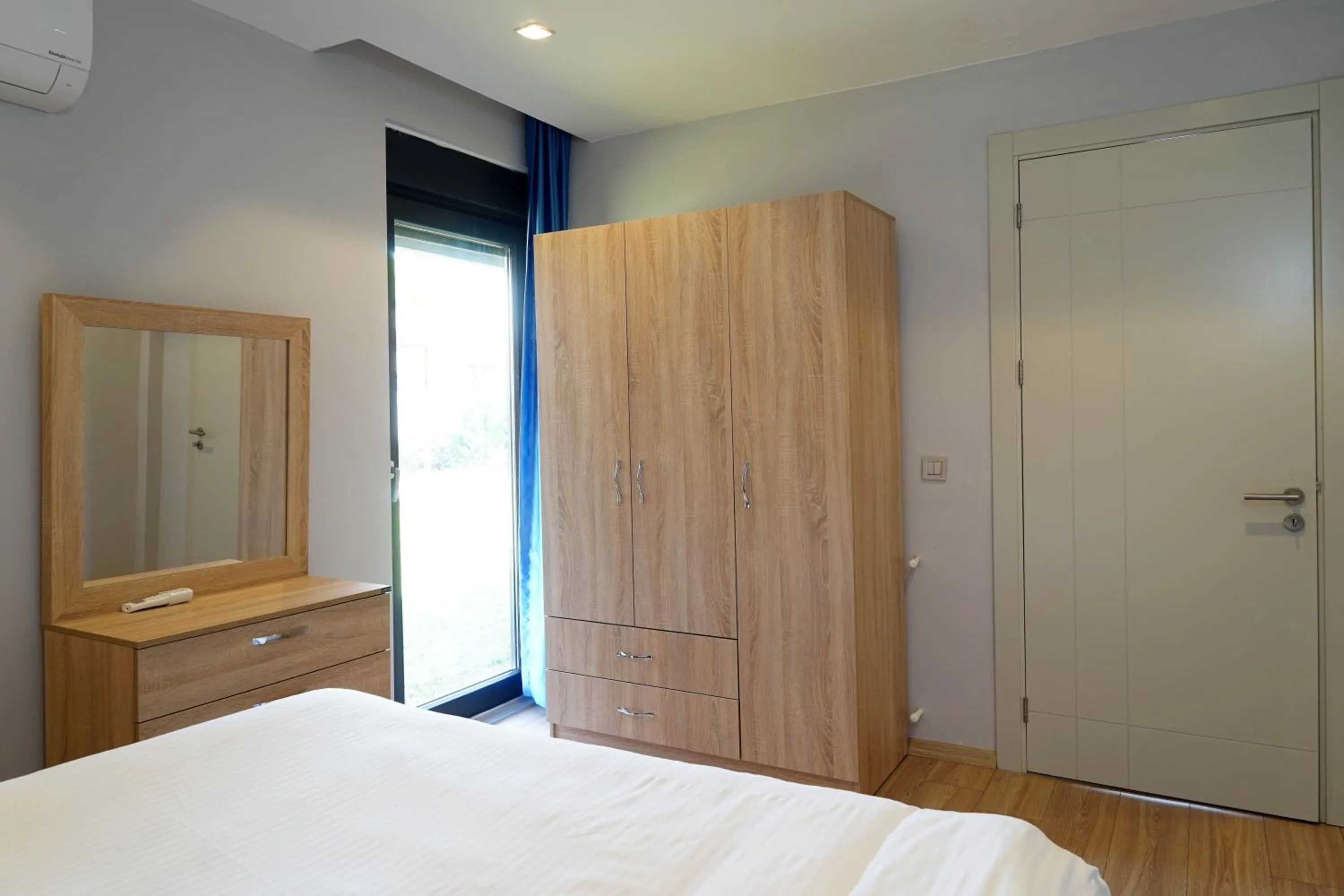 Bedroom, Bed in MENE SUITES