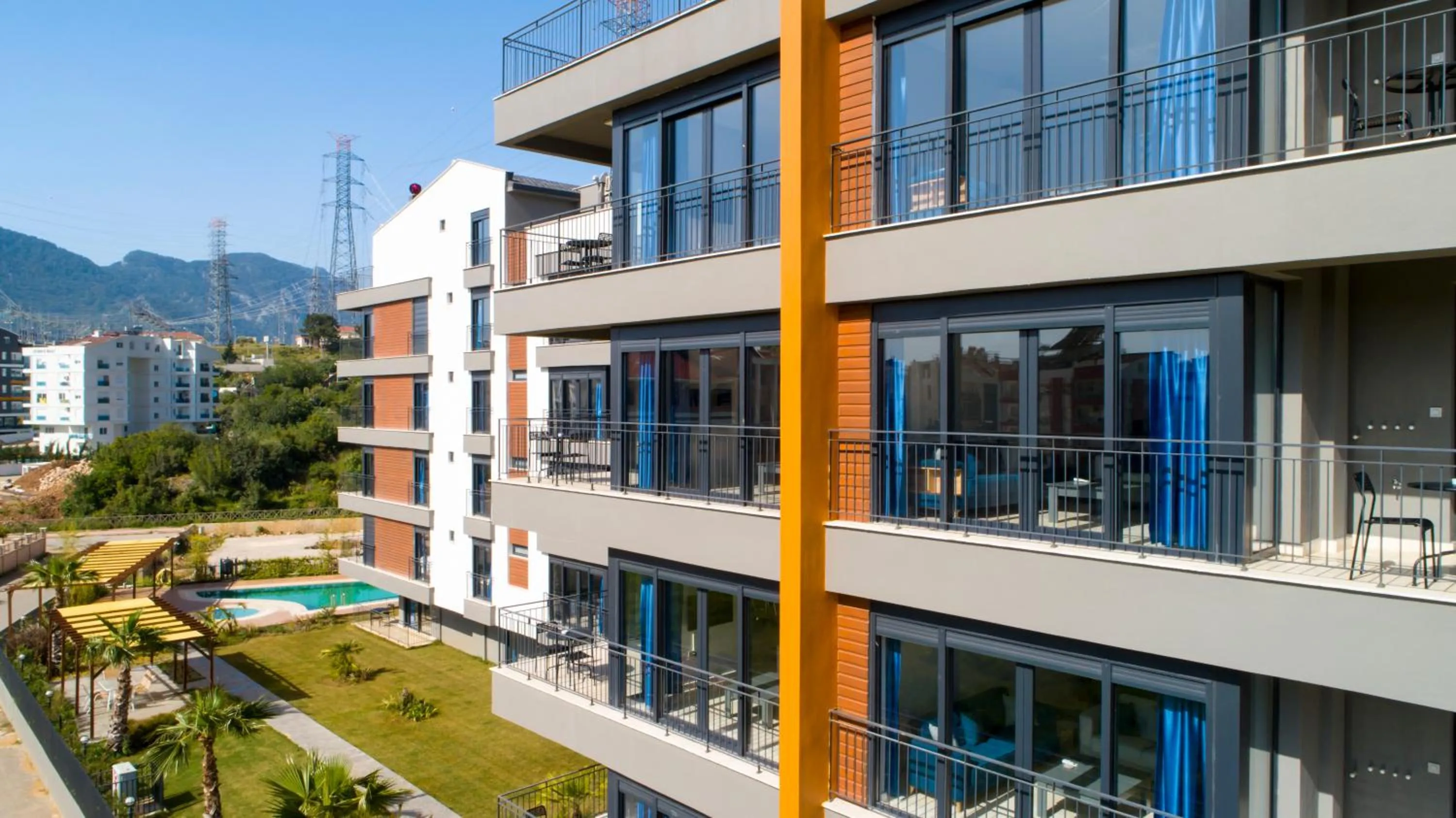 Property building in MENE SUITES