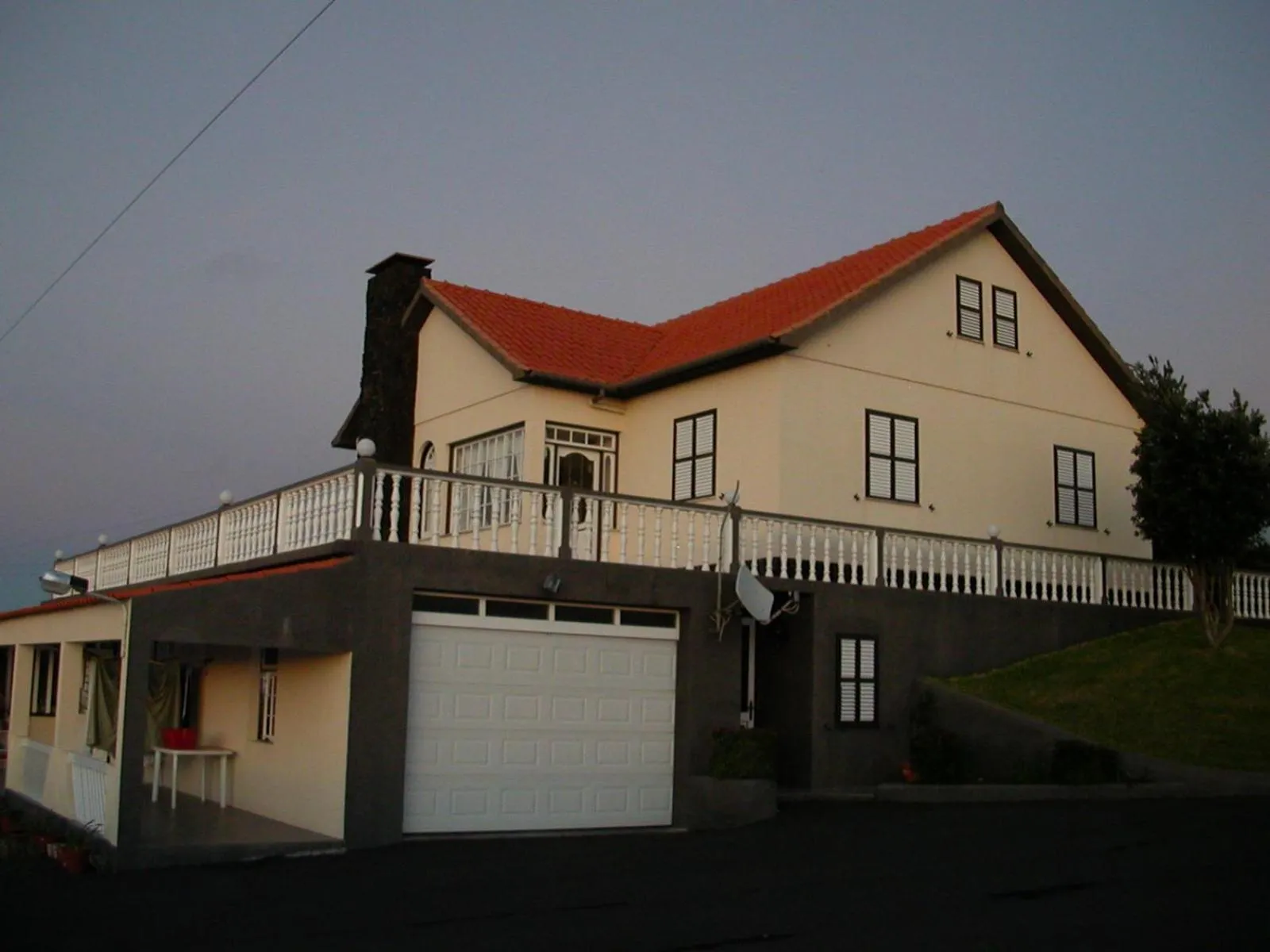 Facade/entrance in Moradia Familiar NovaVista - T3