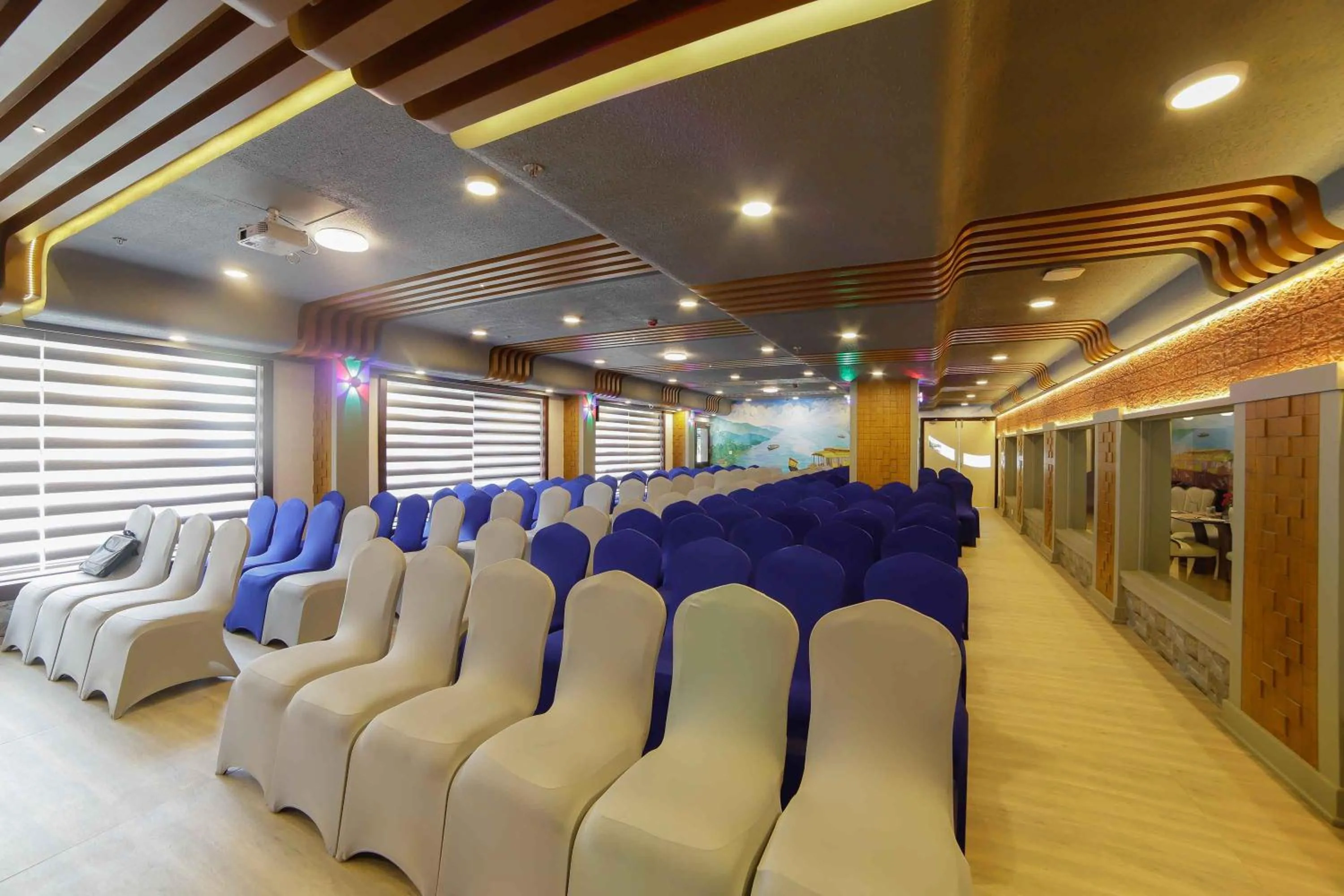 Banquet/Function facilities in Bhavanam Regency Guruvayoor