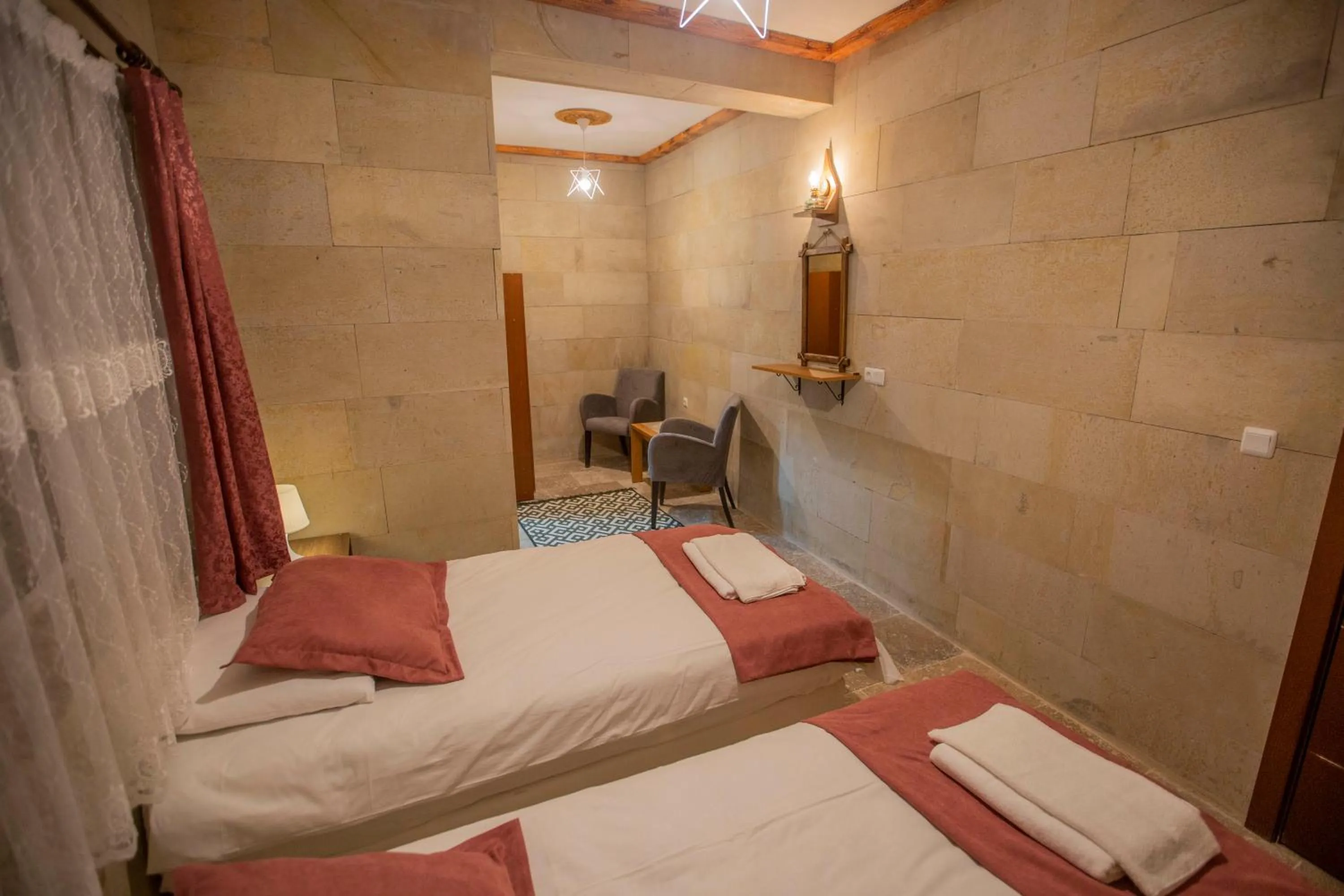 Photo of the whole room, Bed in Capiedra Hotel