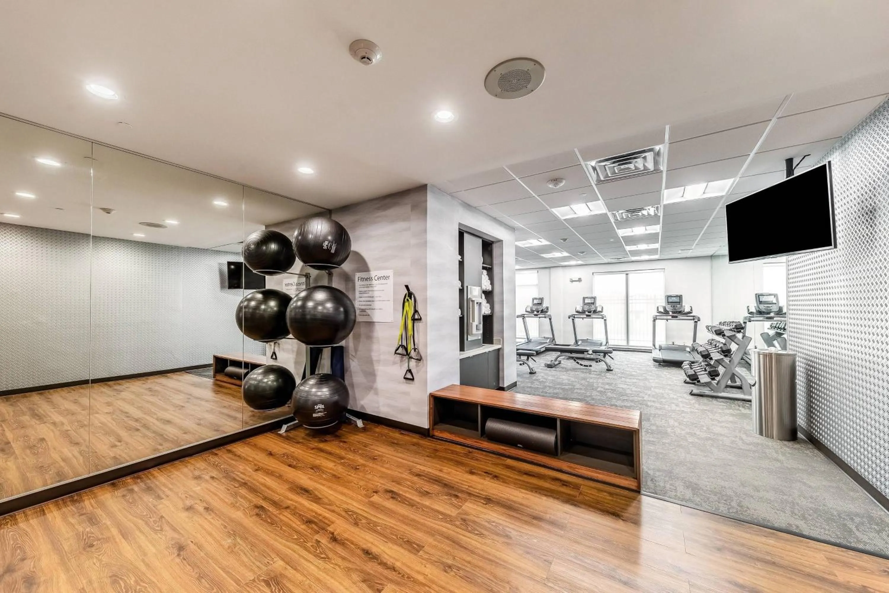 Fitness centre/facilities in Fairfield Inn & Suites by Marriott Gainesville I-35