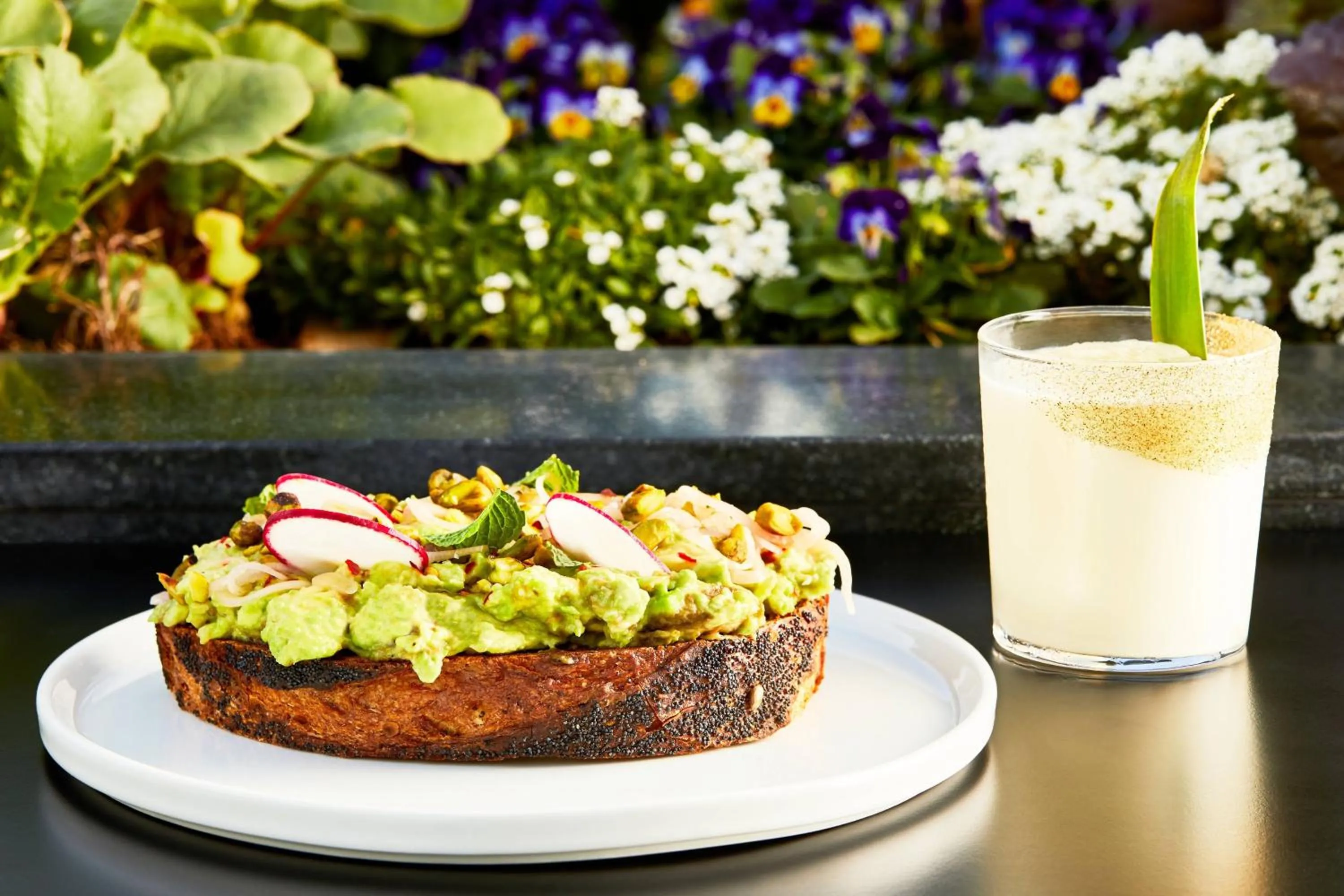 Lounge or bar in AC Hotel by Marriott Los Angeles South Bay