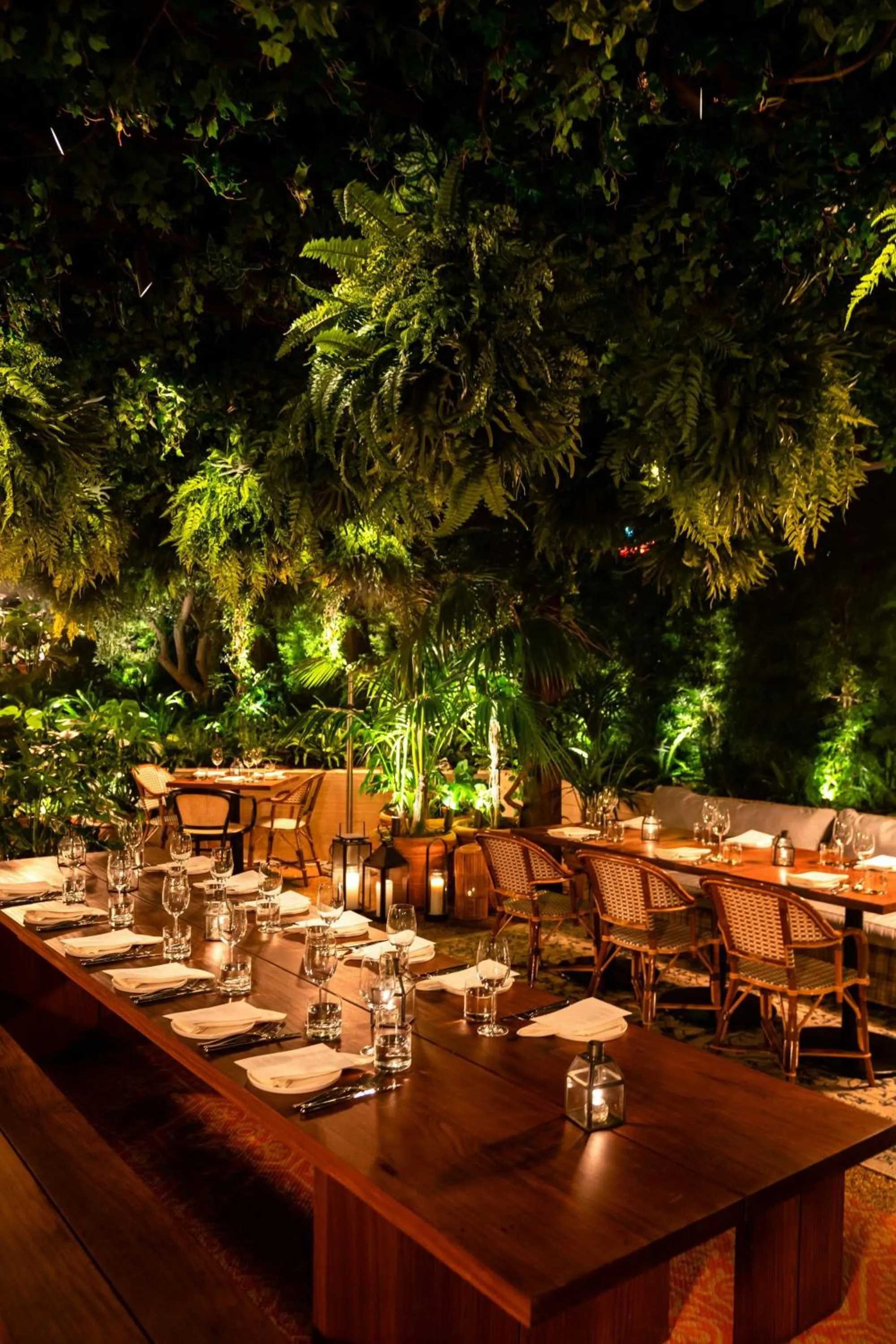 Restaurant/places to eat in The West Hollywood EDITION