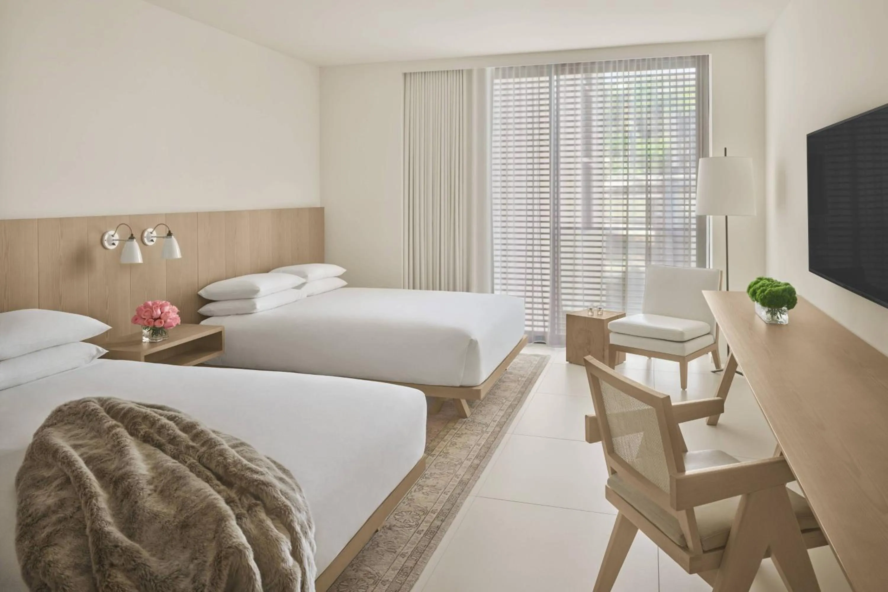 Photo of the whole room, Bed in The West Hollywood EDITION