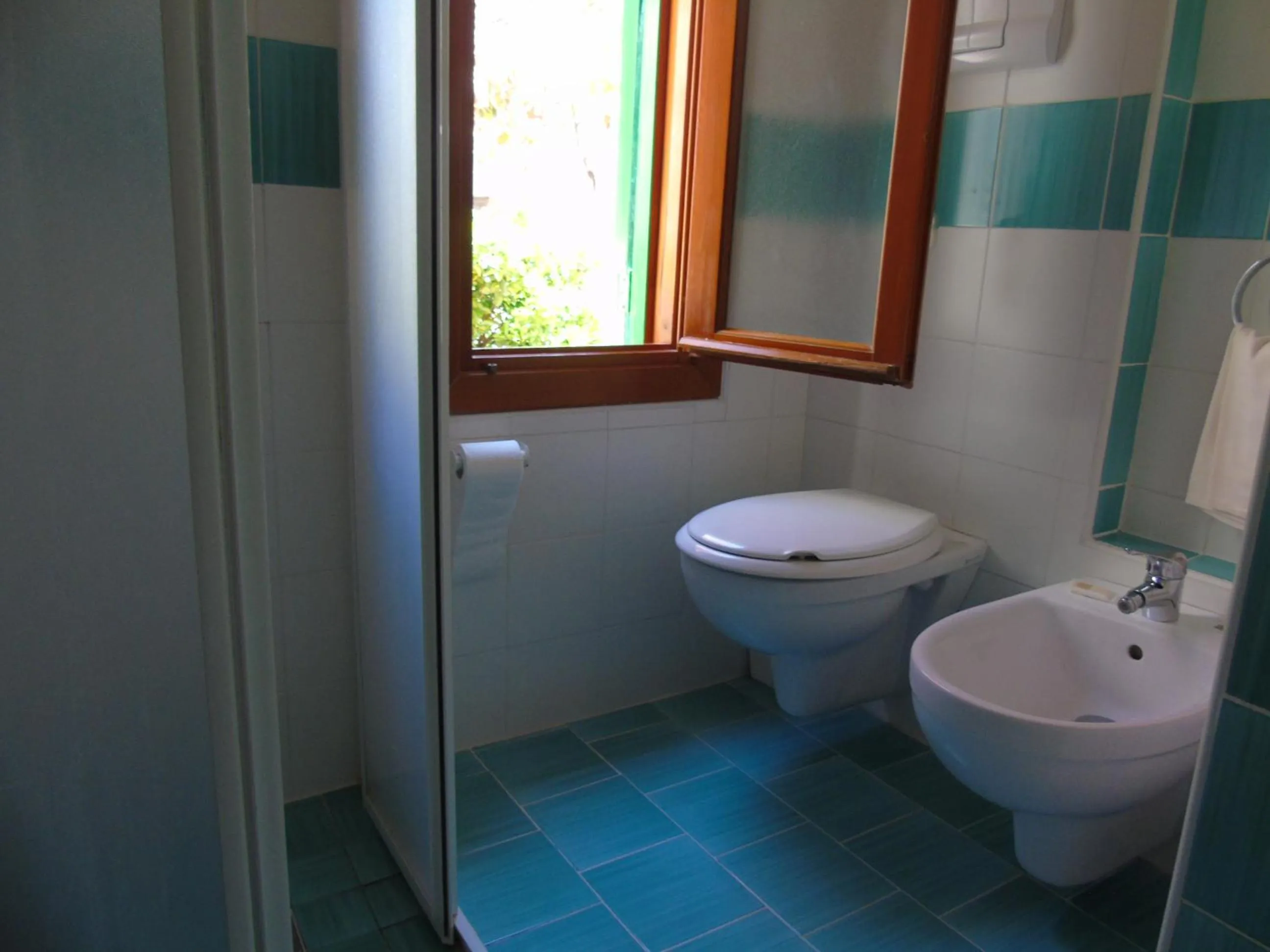 Toilet in Villa Saracina