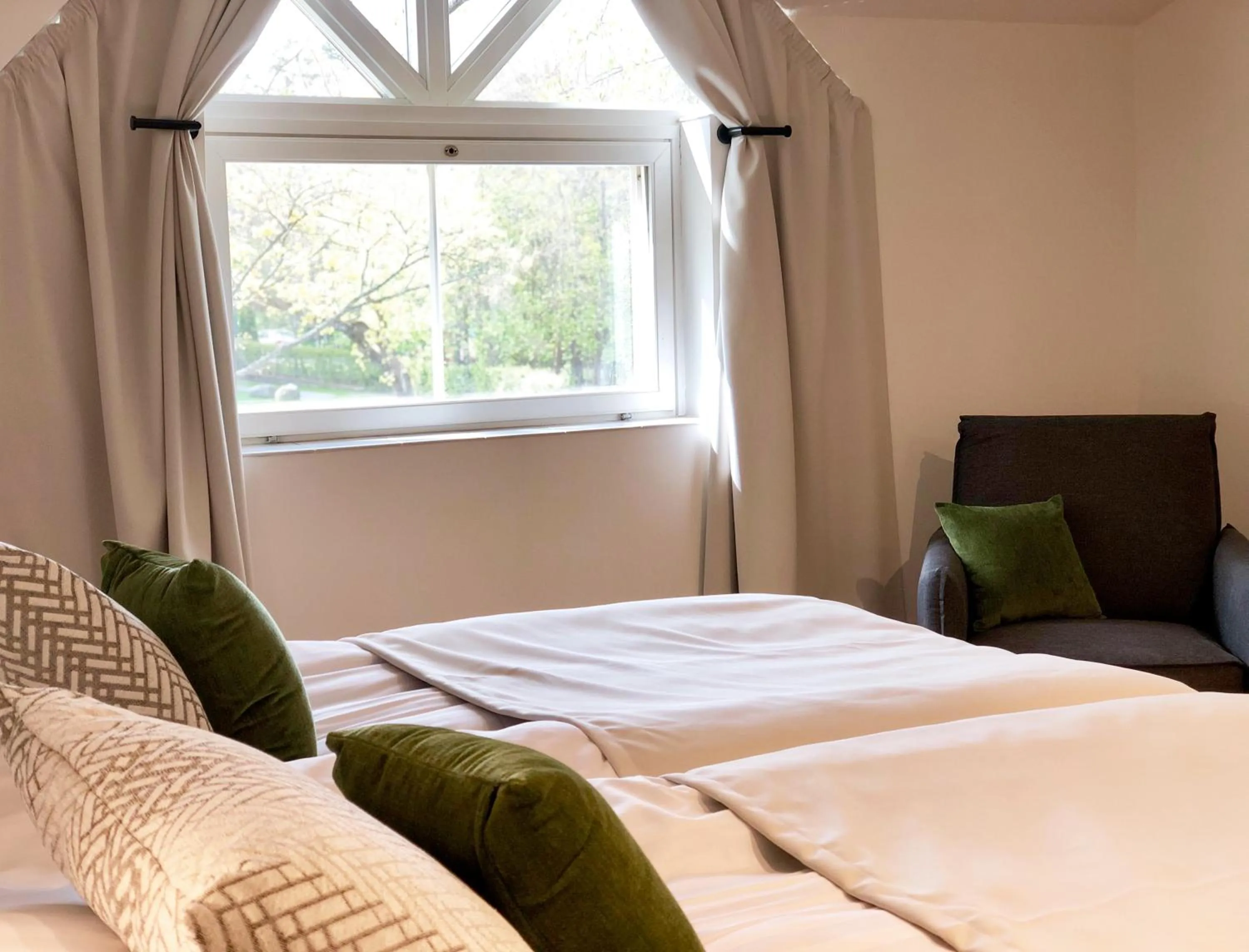 Bed in HeseHotelli Turku Kaskentie