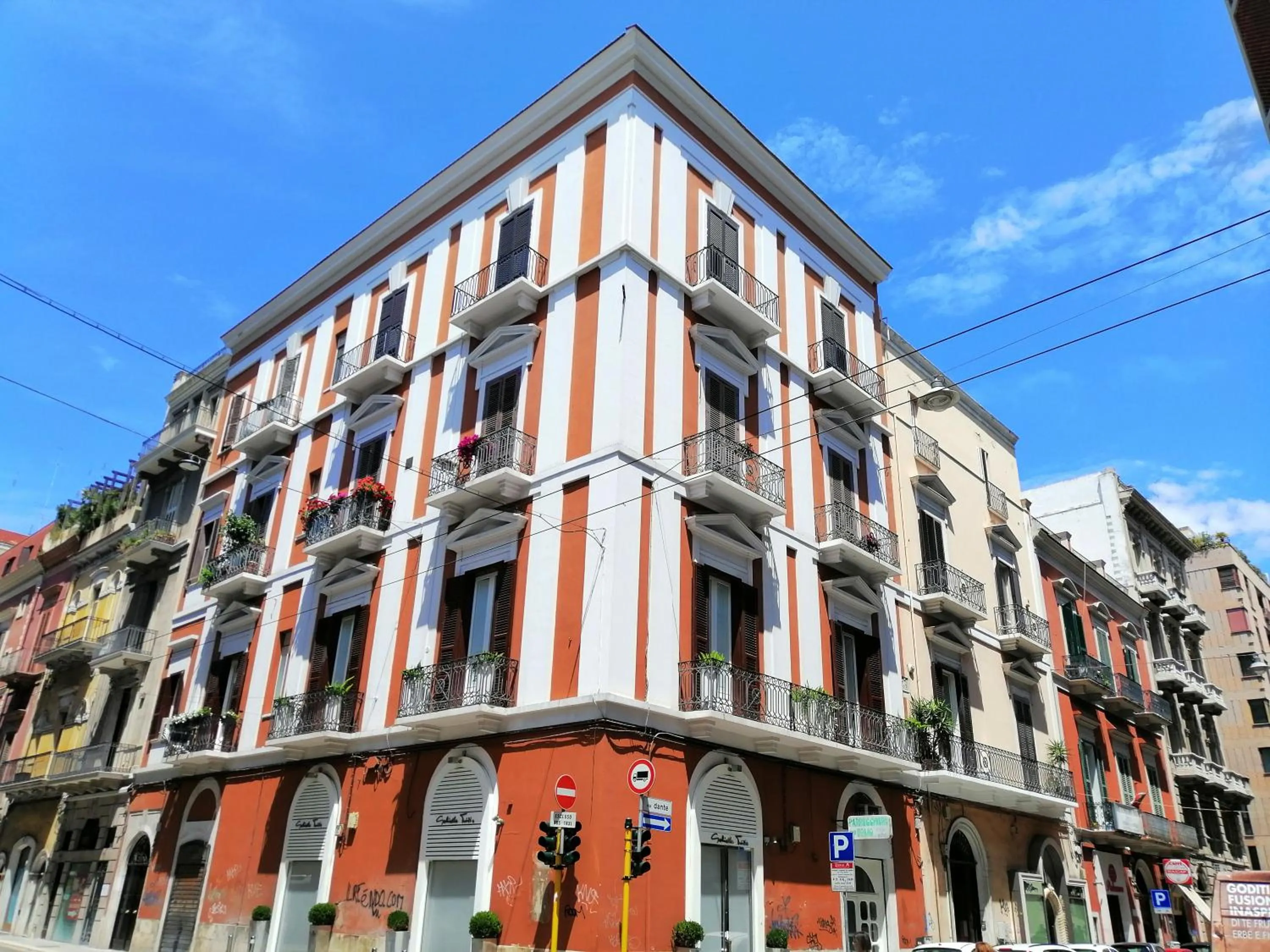 Property building in BARI 102